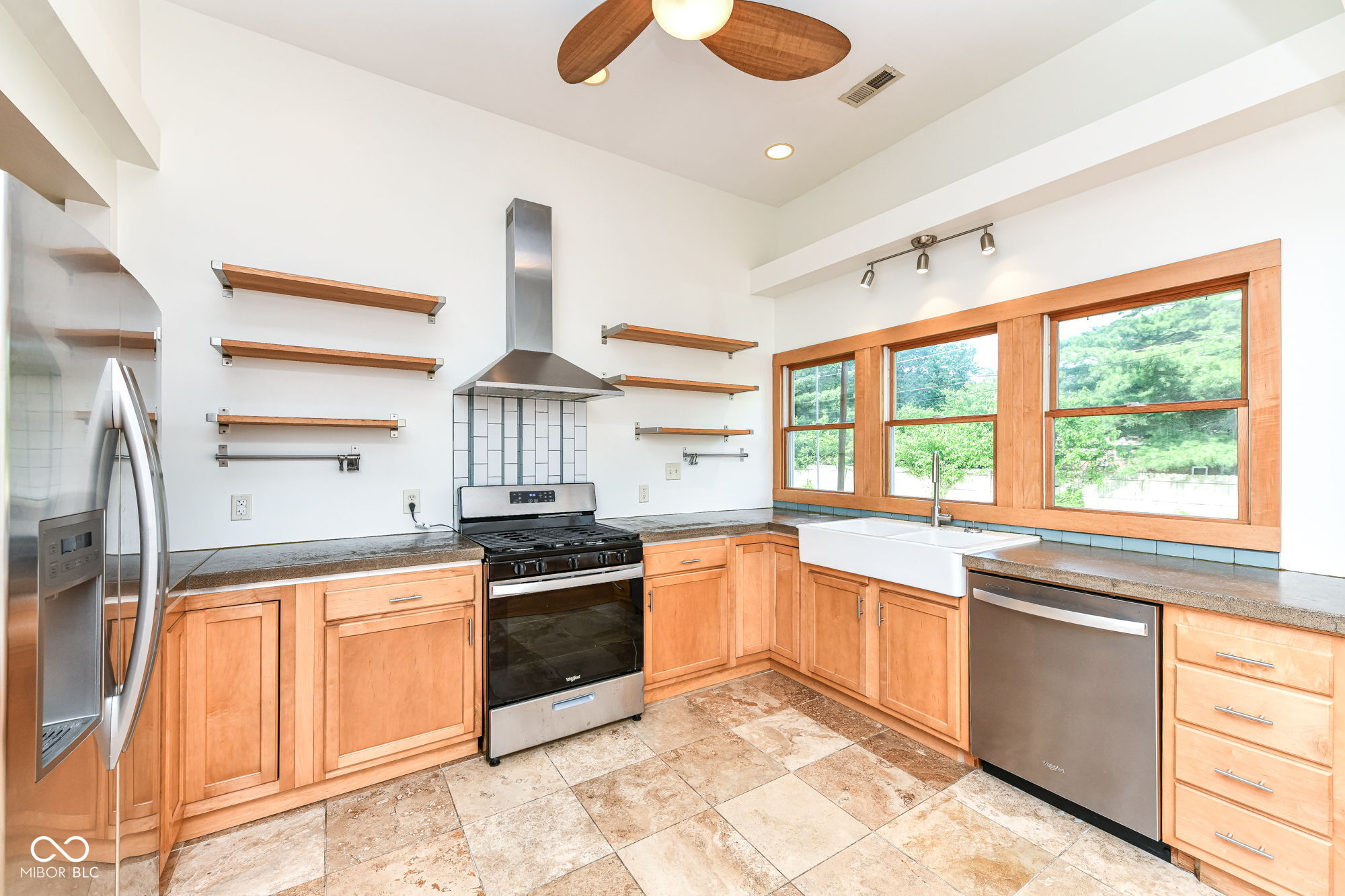 1102 E 49th Street
