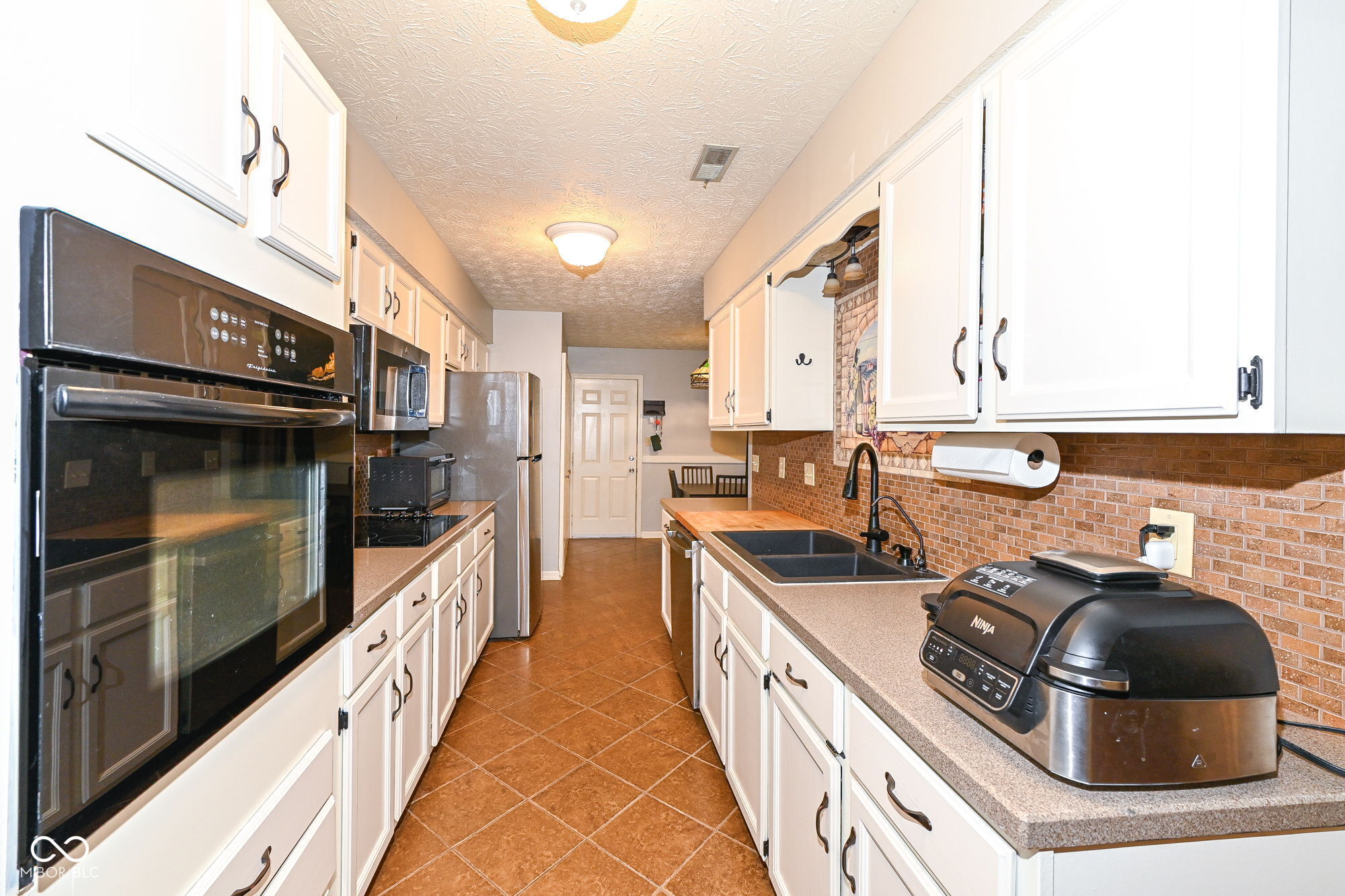 2066 Oak Run Court