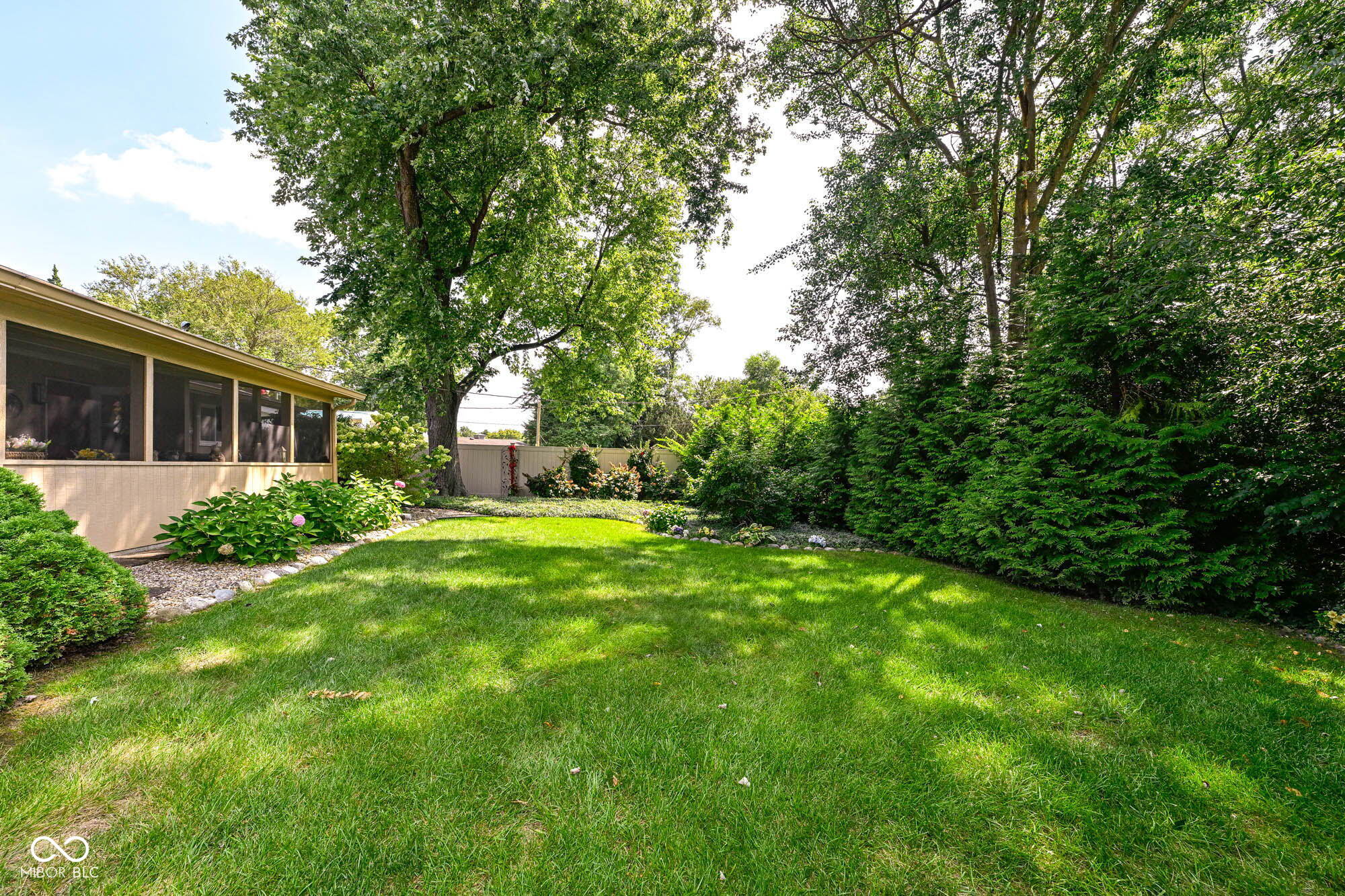 136 Lantern