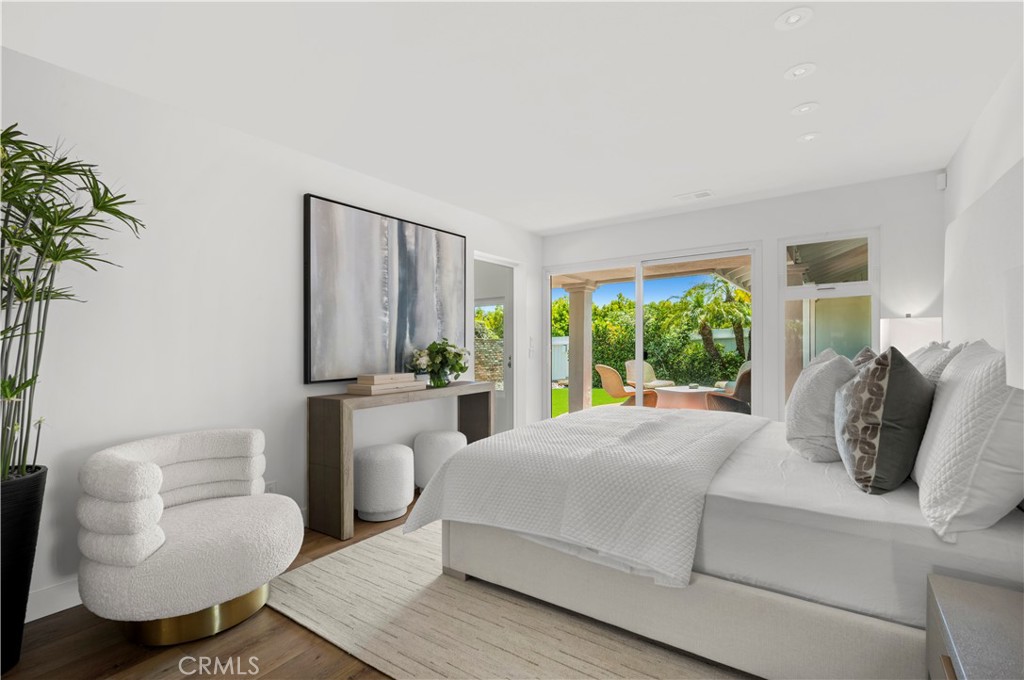 1007 White Sails Way