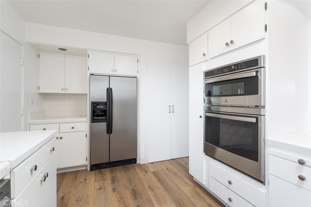 1007 White Sails Way