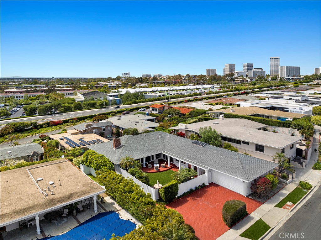 1007 White Sails Way