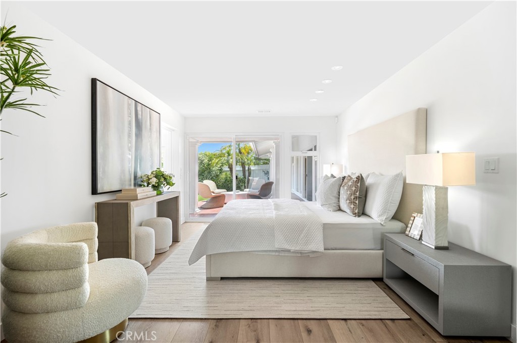 1007 White Sails Way