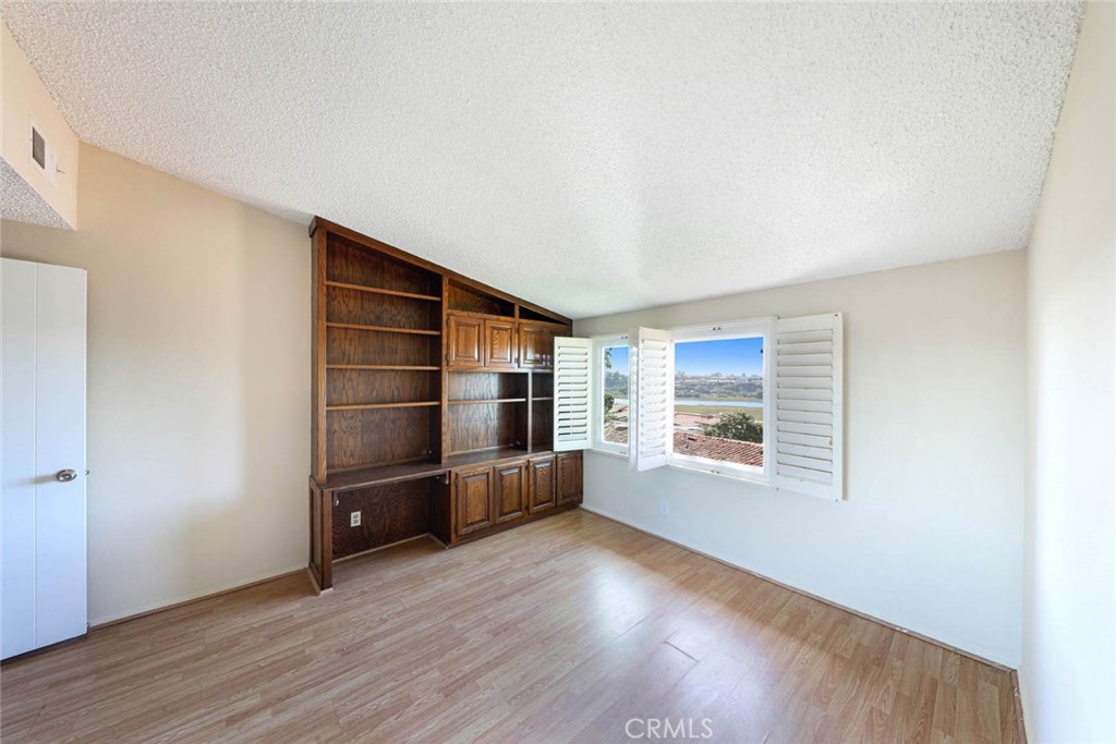 306 Avenida Cumbre
