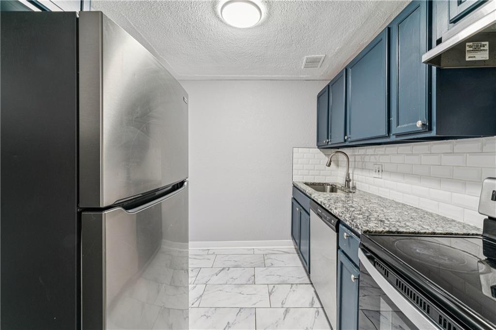 5000 E 39th Terrace