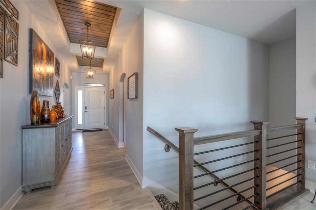 3229 N 109th Place