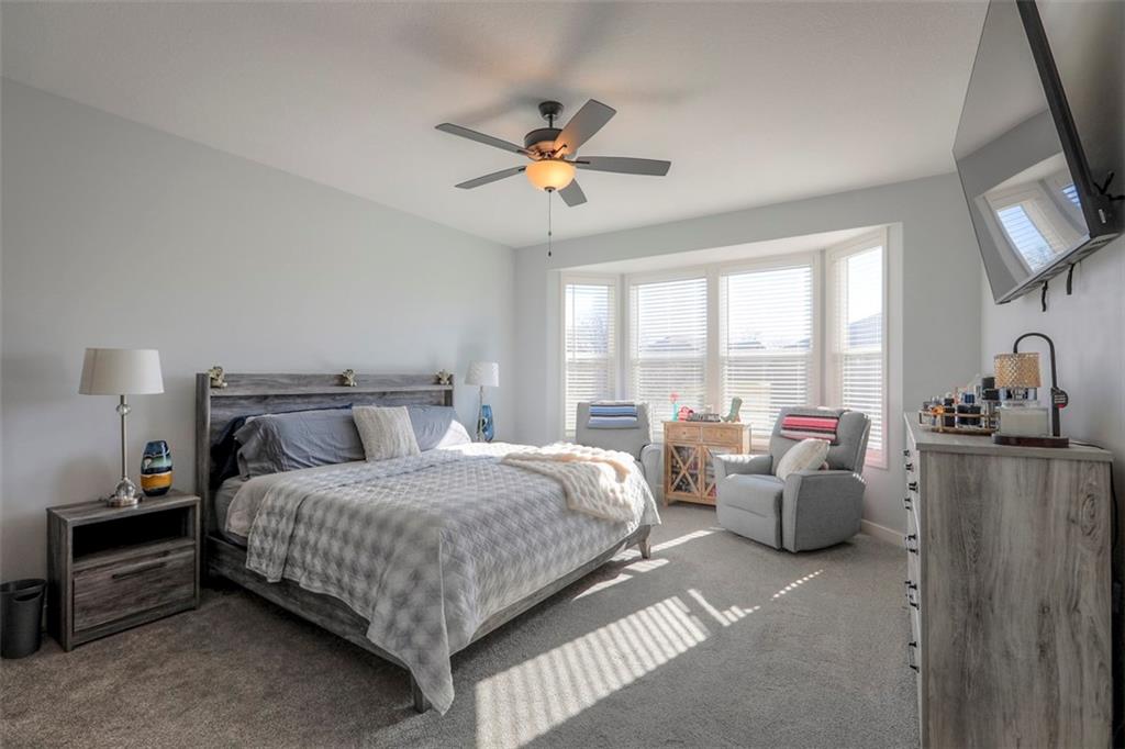 3229 N 109th Place