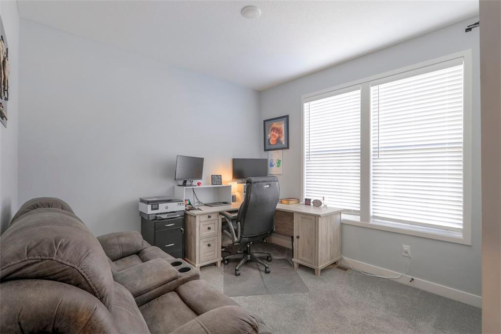 3229 N 109th Place