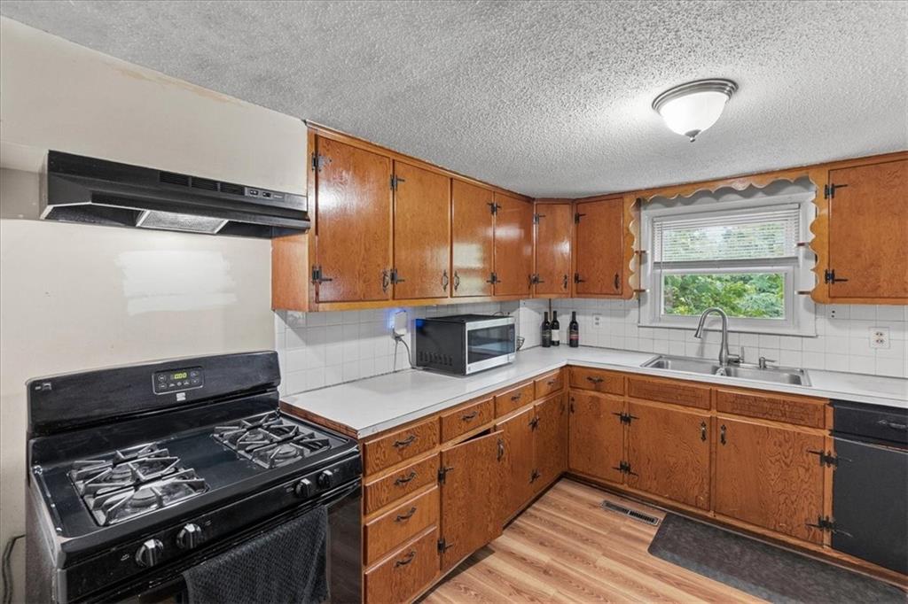 7337 Barnes Drive
