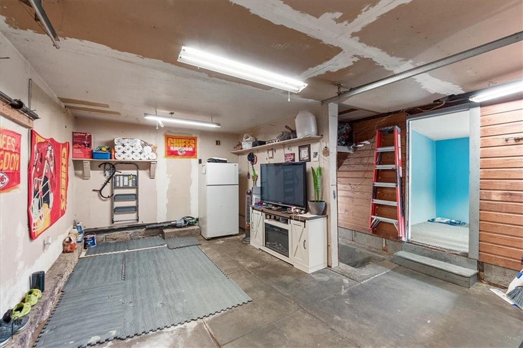 7337 Barnes Drive