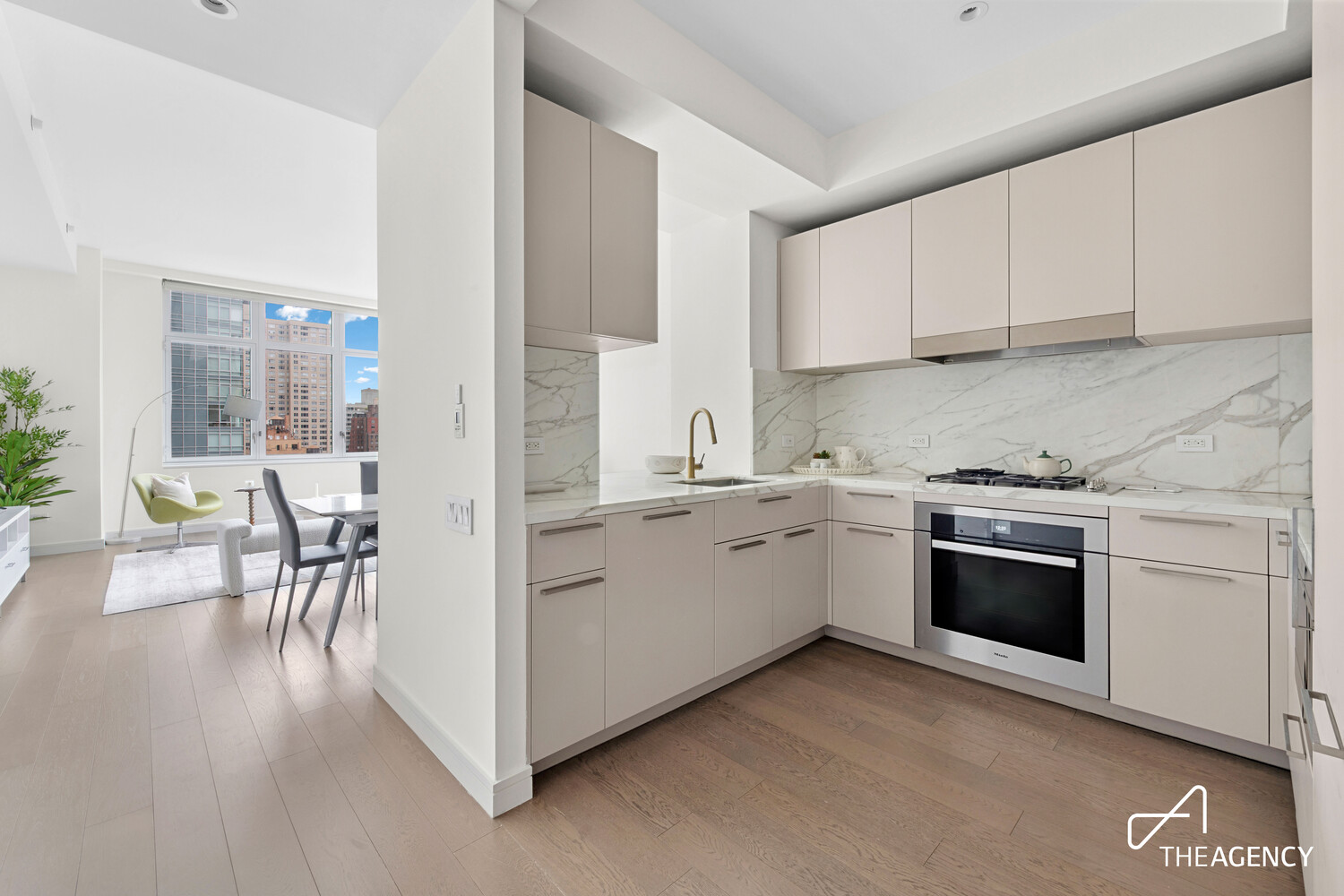 305 E 51ST Street 15F