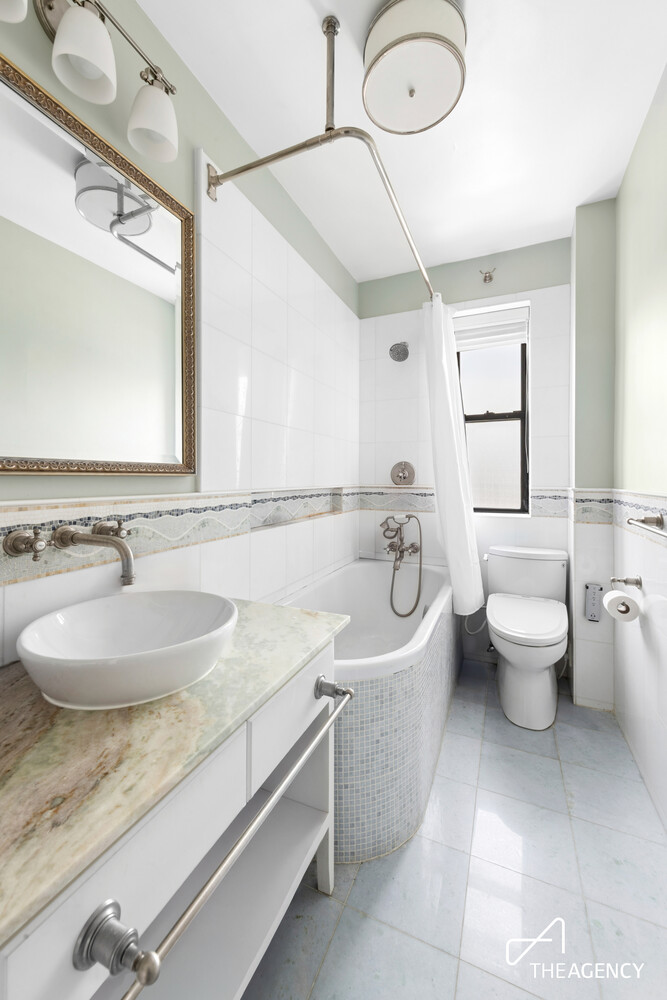 467 CENTRAL Park W 12F