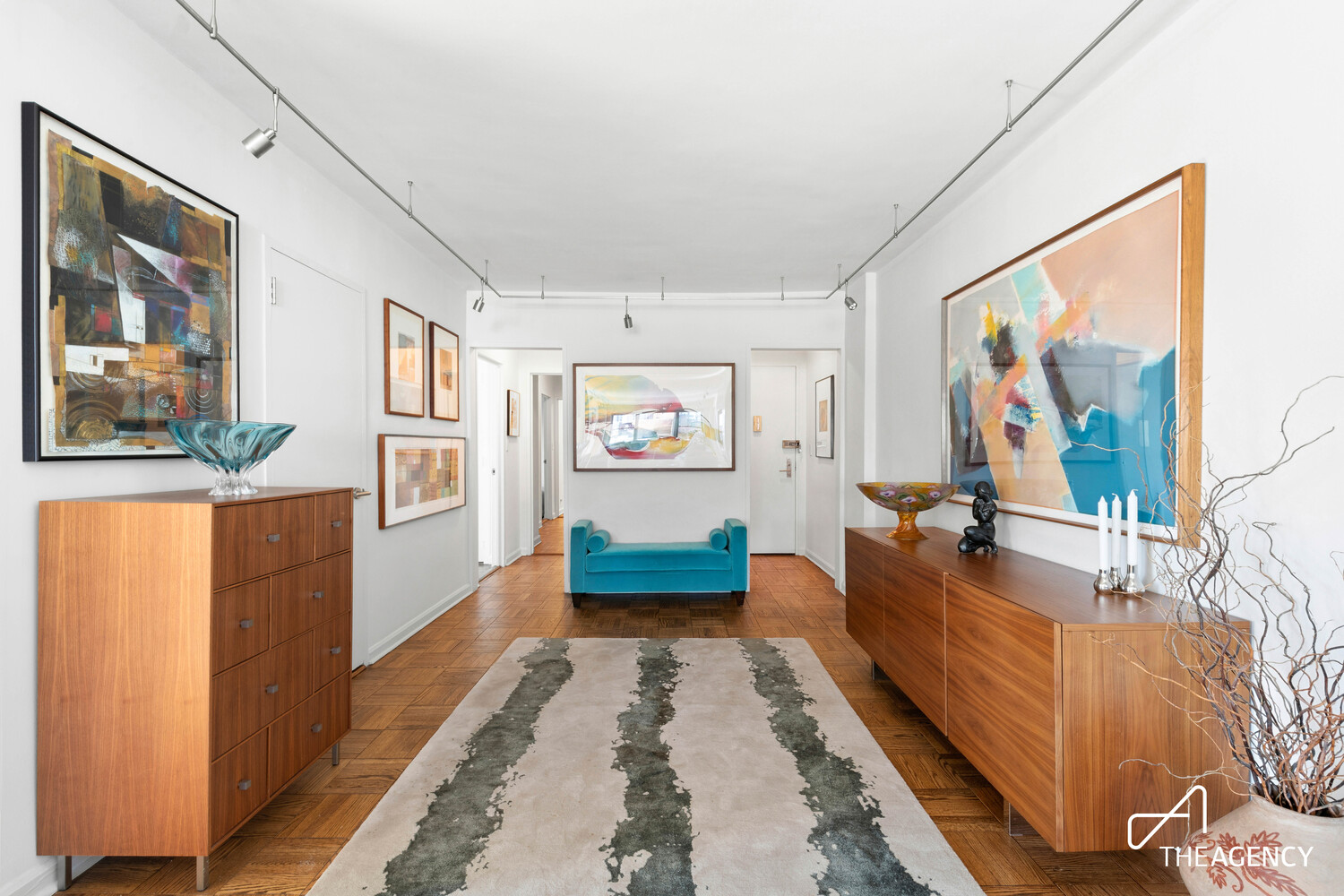 70 E 10TH Street 12S