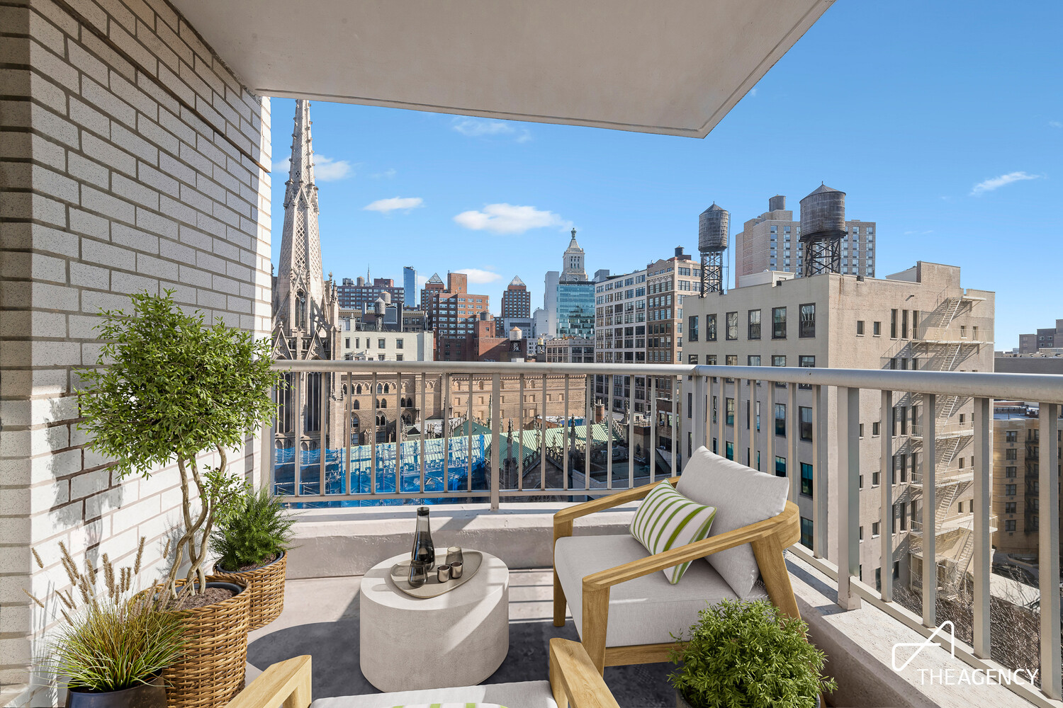 70 E 10TH Street 12S