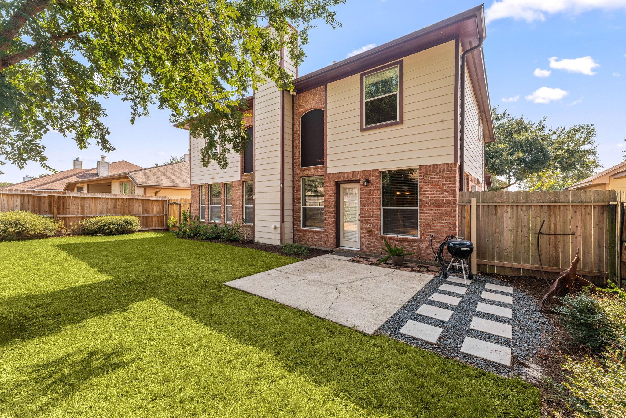 19339 Camellia Bend Circle