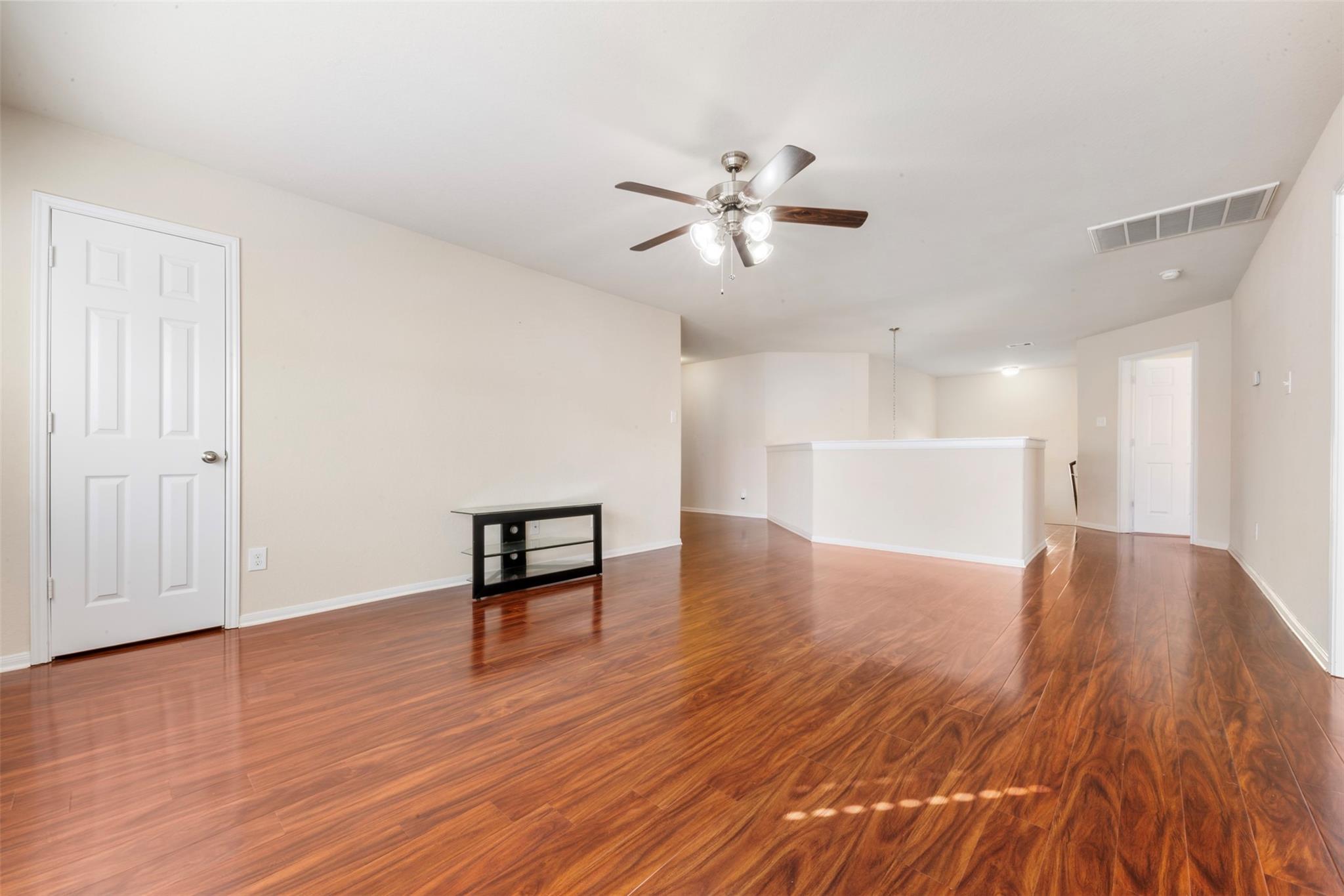 4826 Gingham Check Court