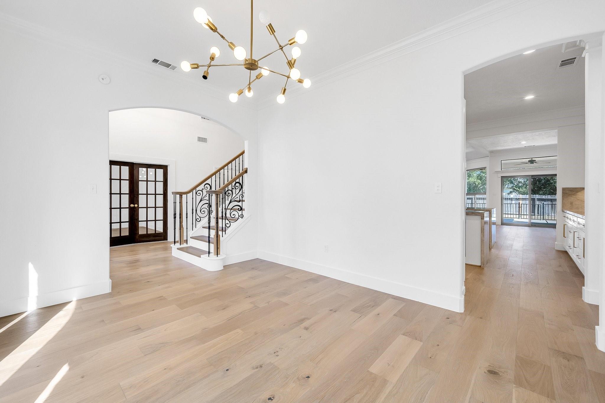 686 Edgewood Drive