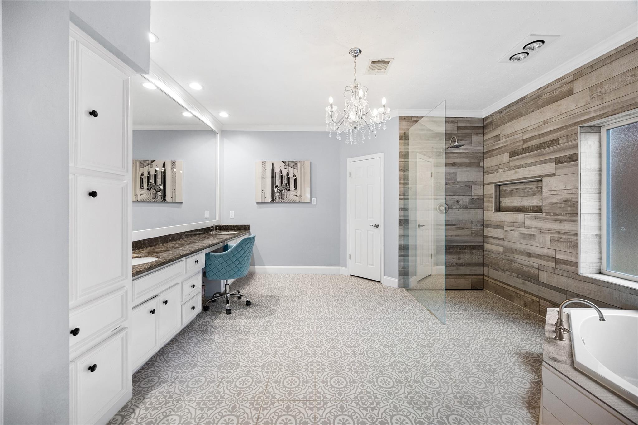 24714 Valleylight Drive