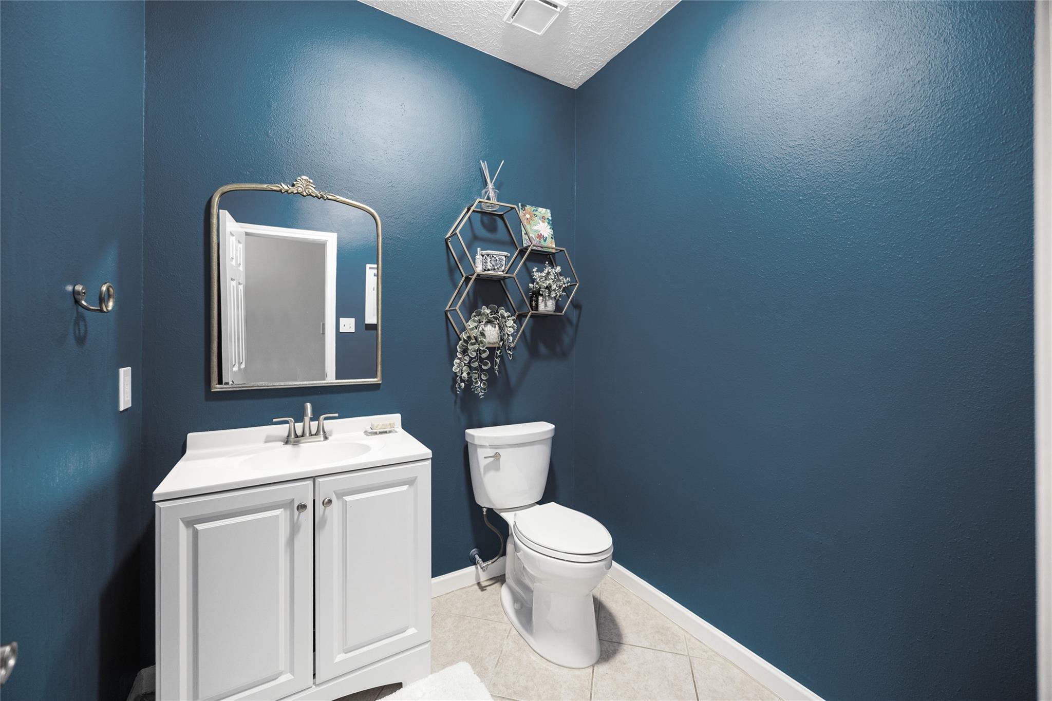 24714 Valleylight Drive