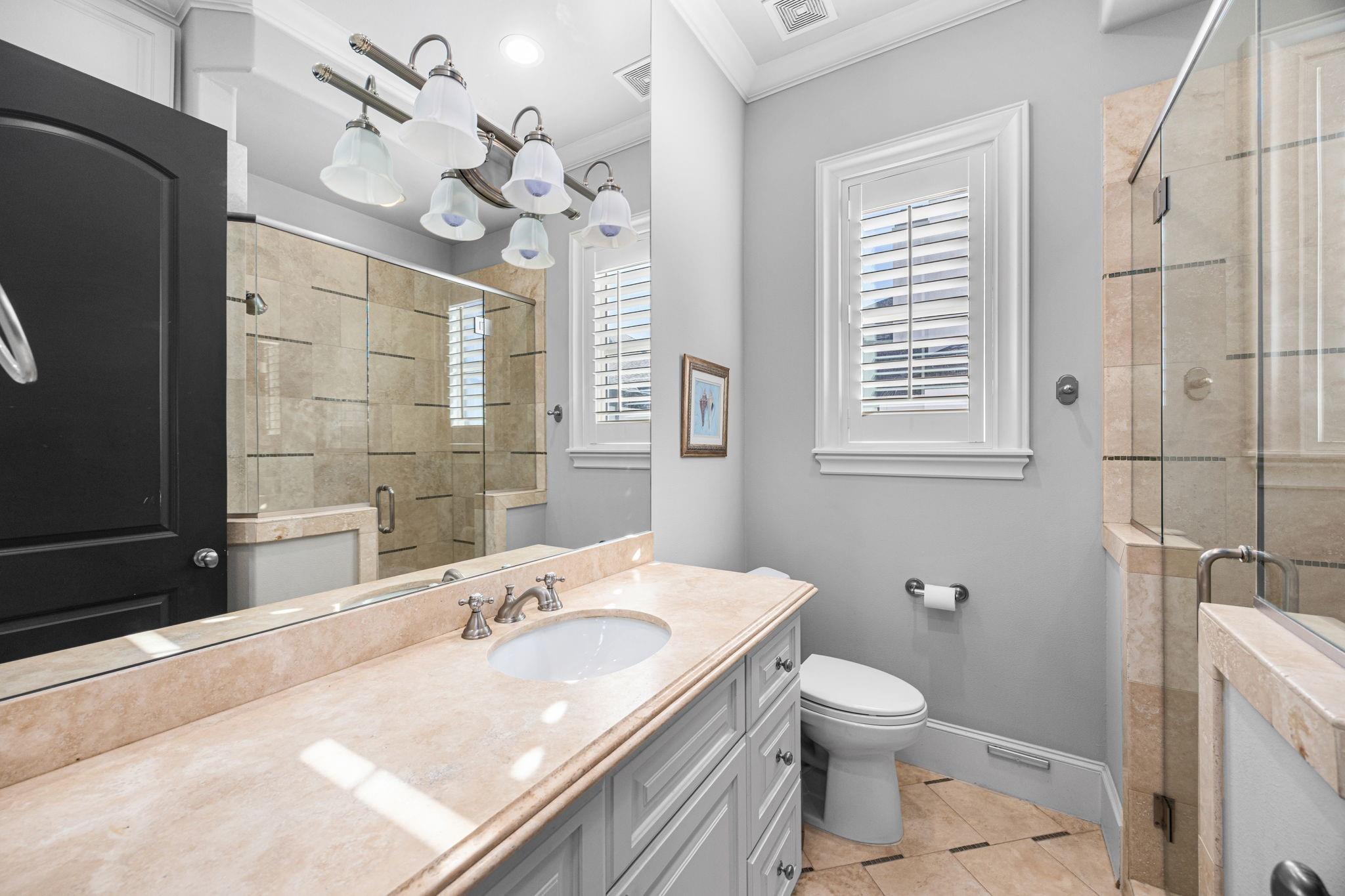 1723 Sunset Boulevard