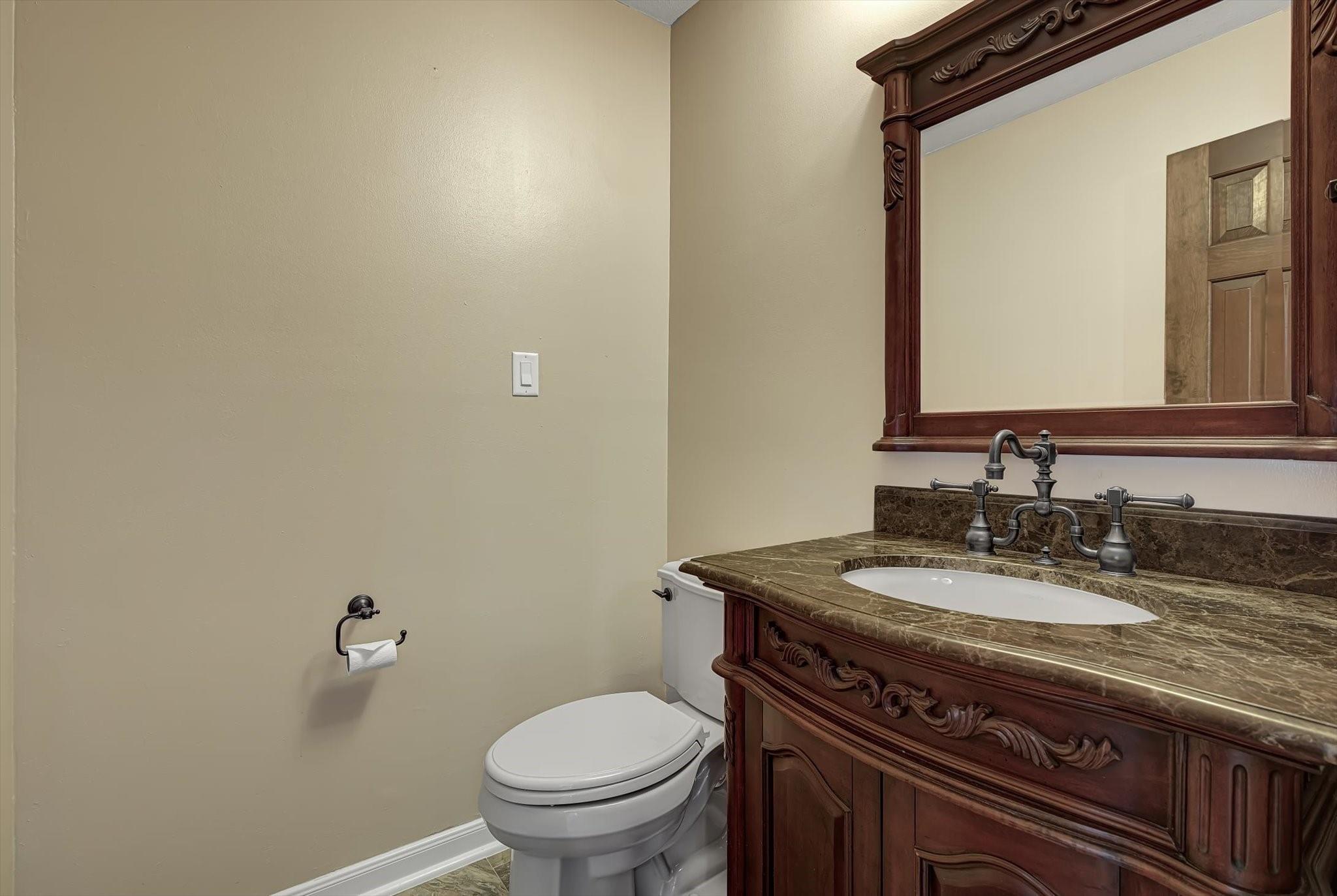 3002 Shadowdale Drive