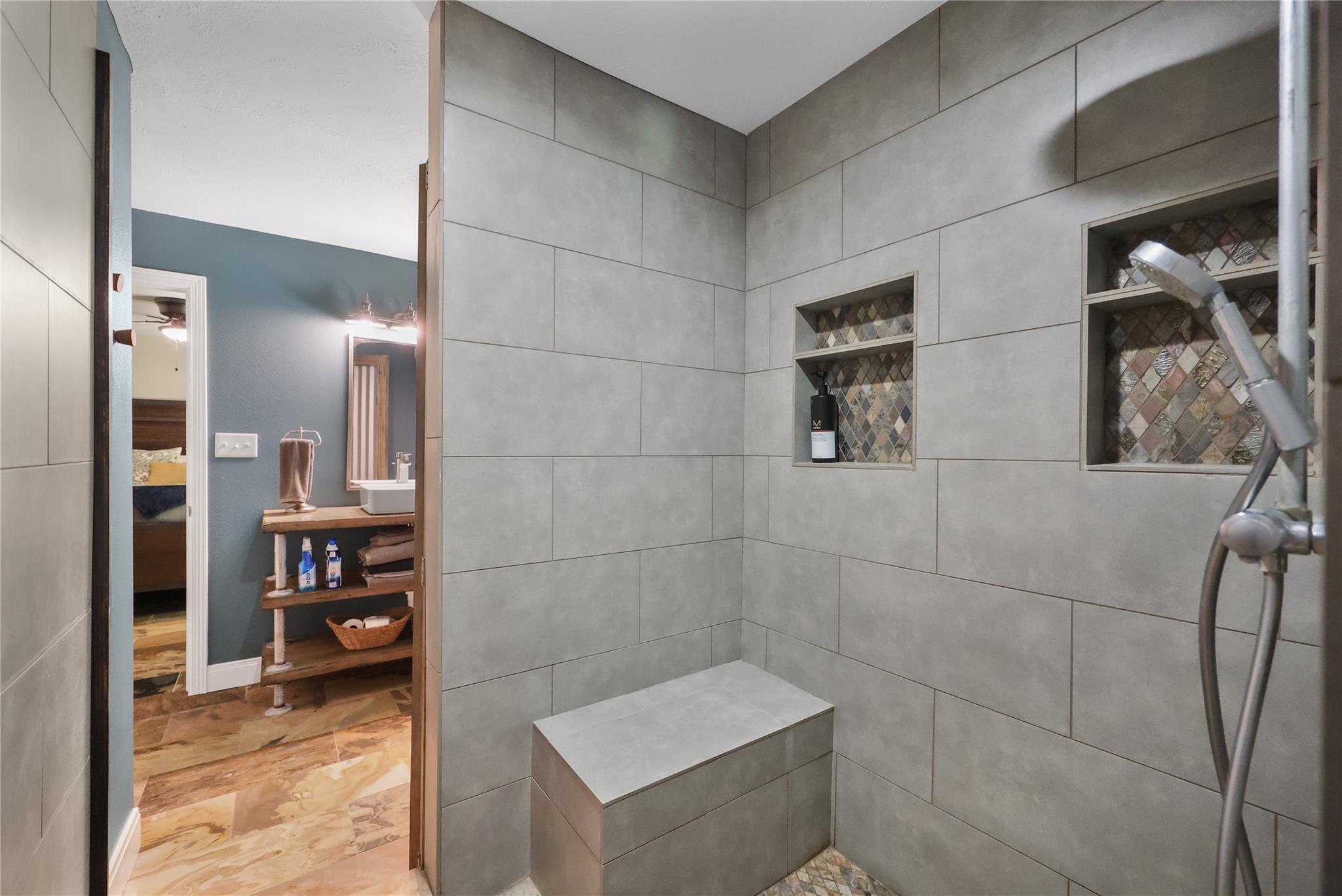 20002 Sapphire Circle