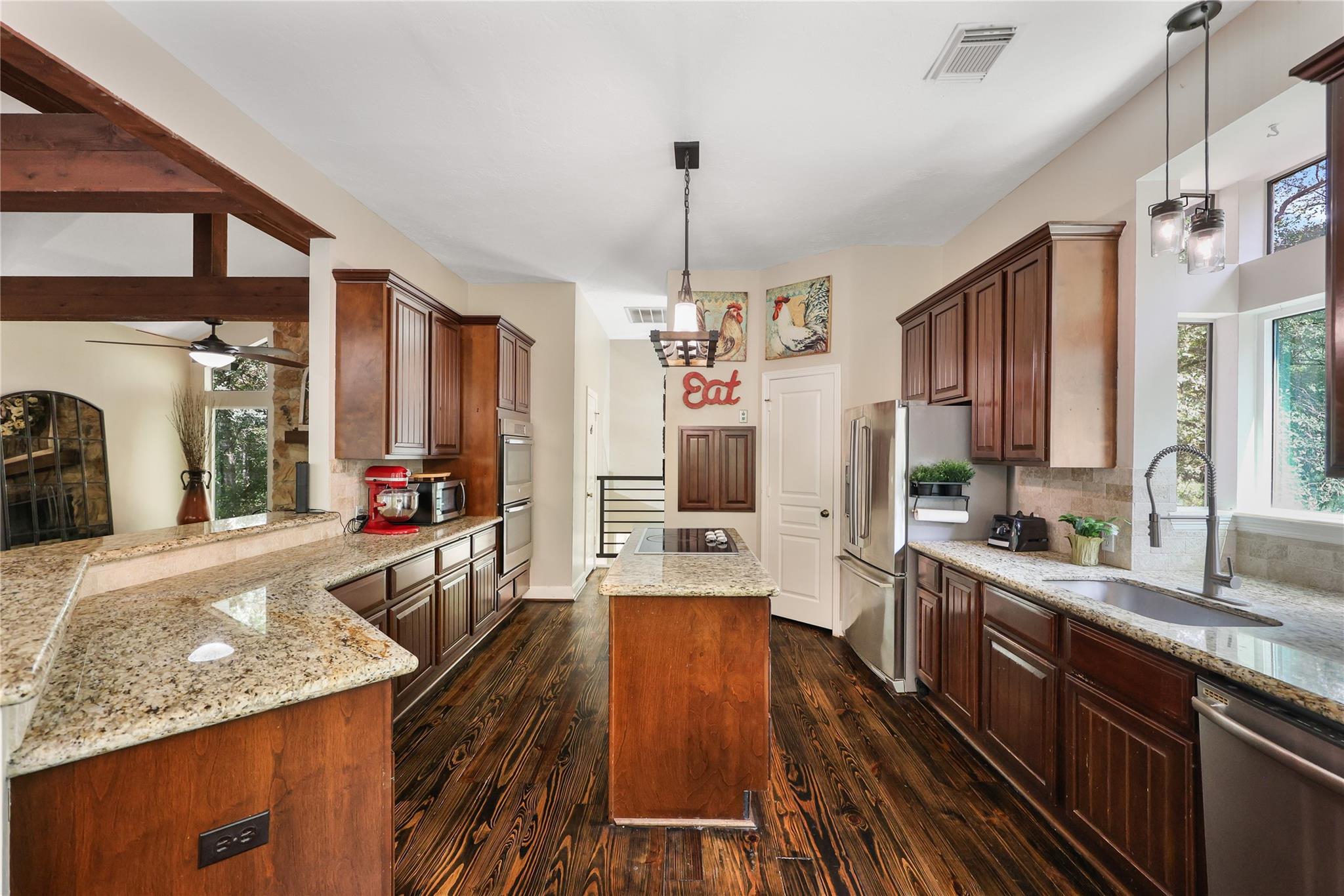 20002 Sapphire Circle