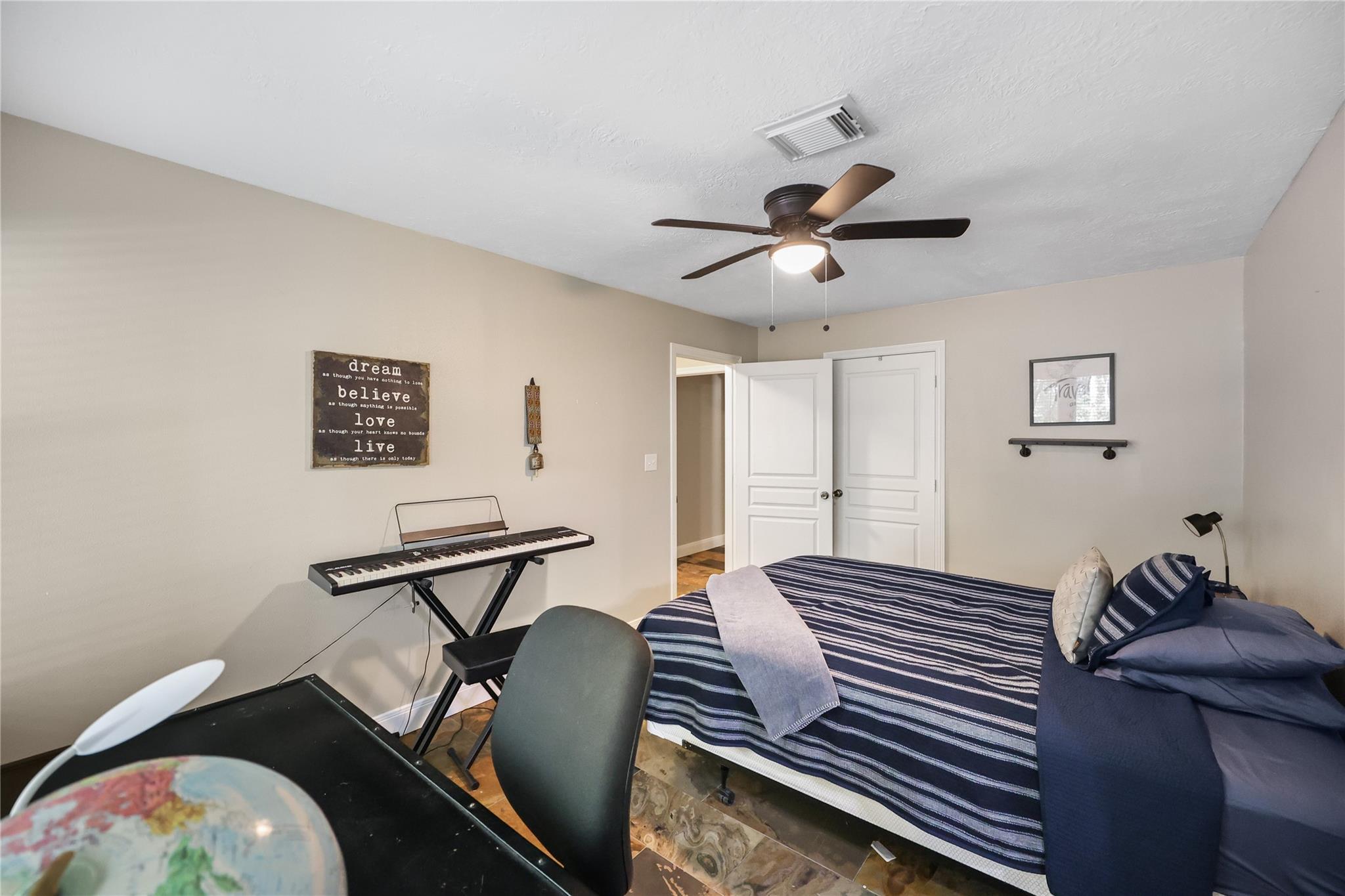 20002 Sapphire Circle