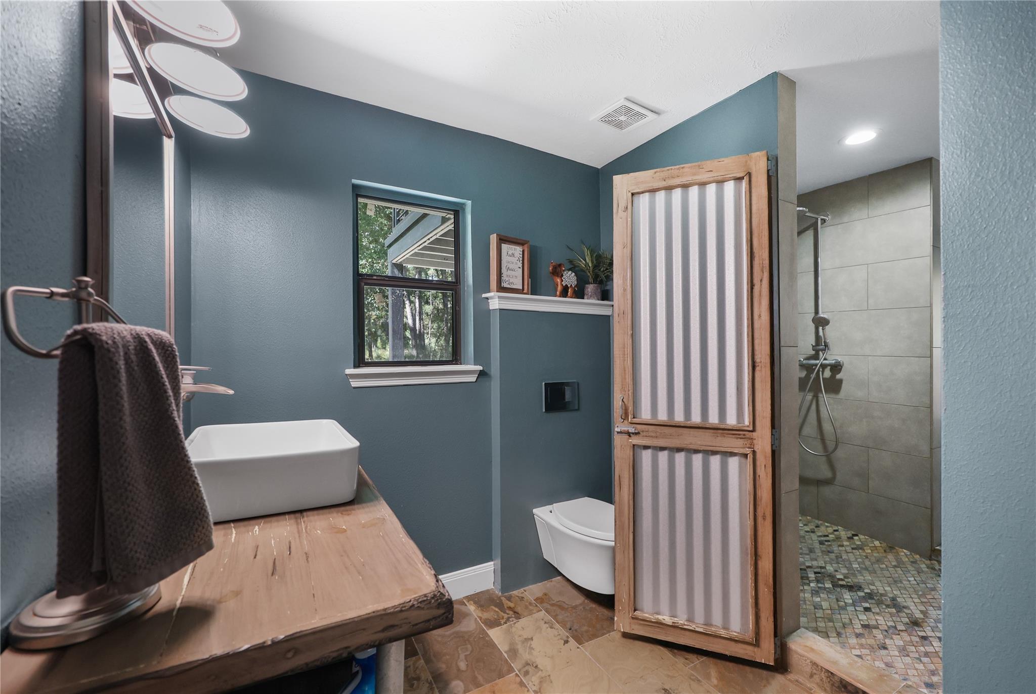 20002 Sapphire Circle