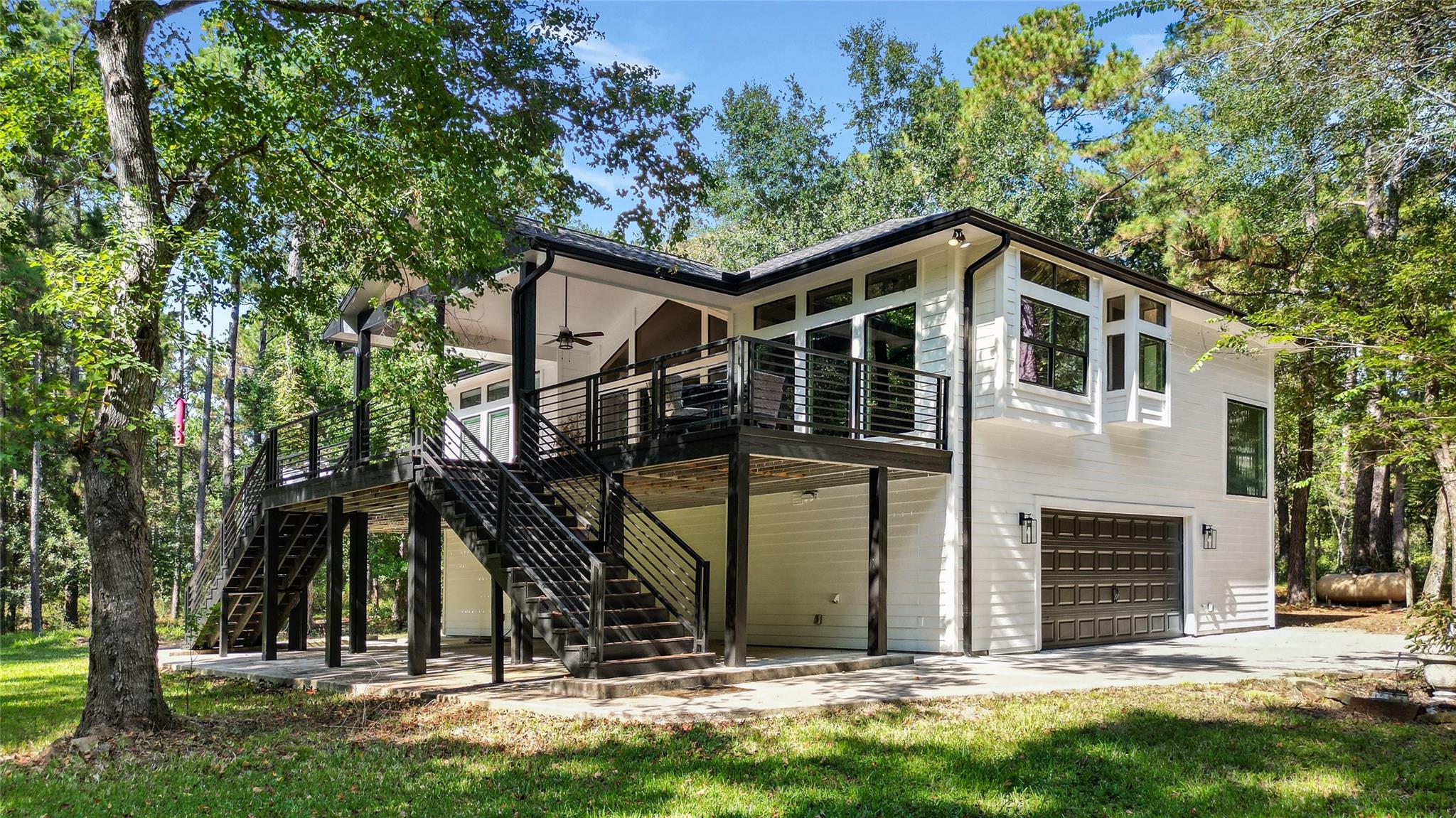 20002 Sapphire Circle