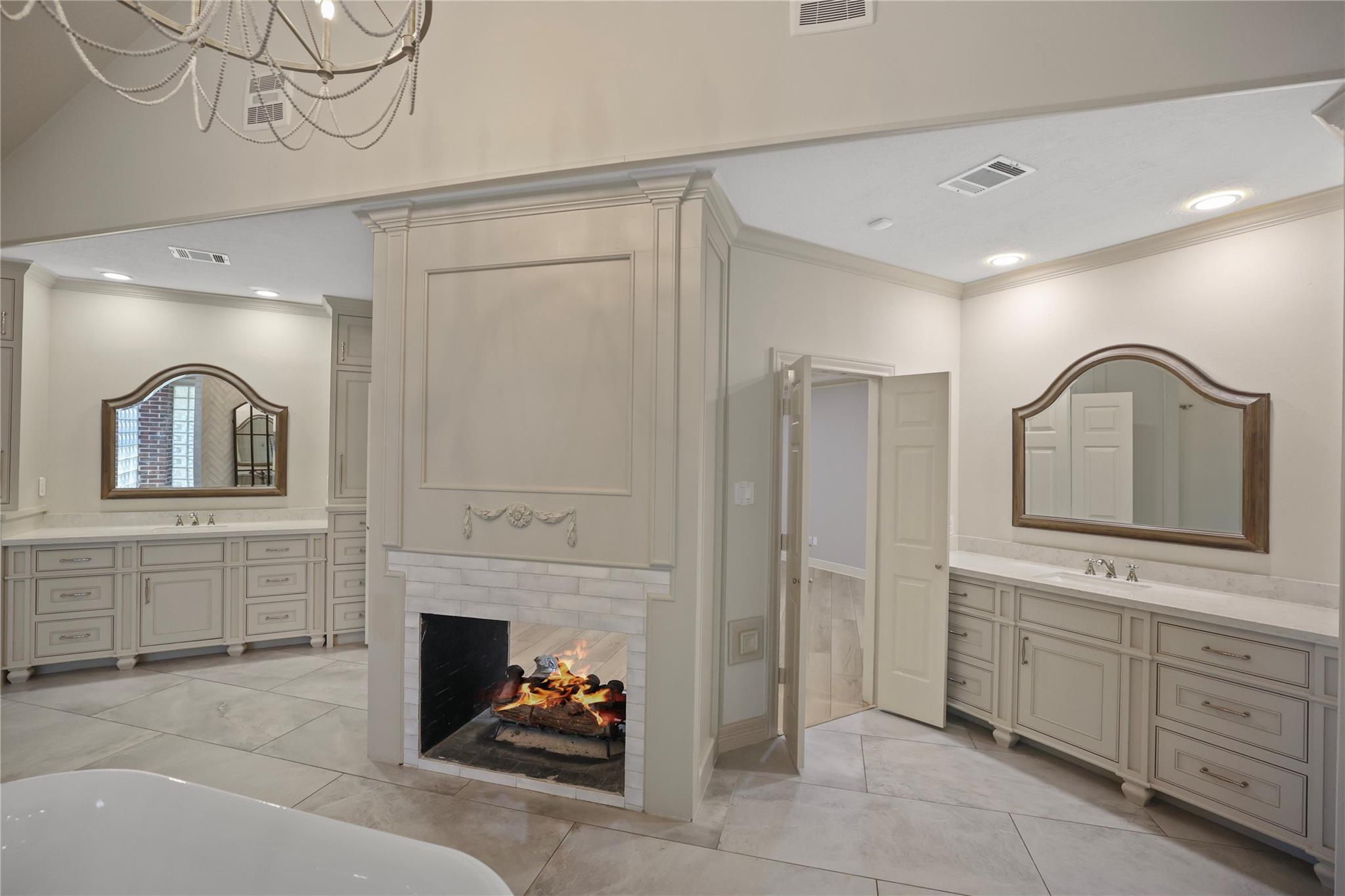 1315 Breezy Bend Drive