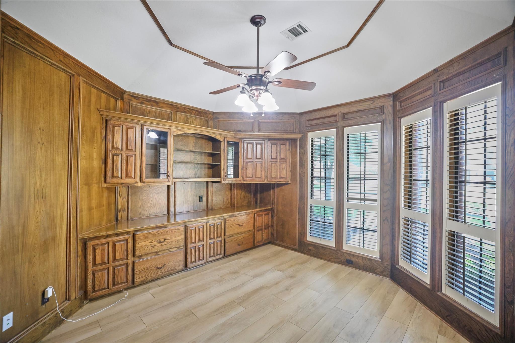 1315 Breezy Bend Drive