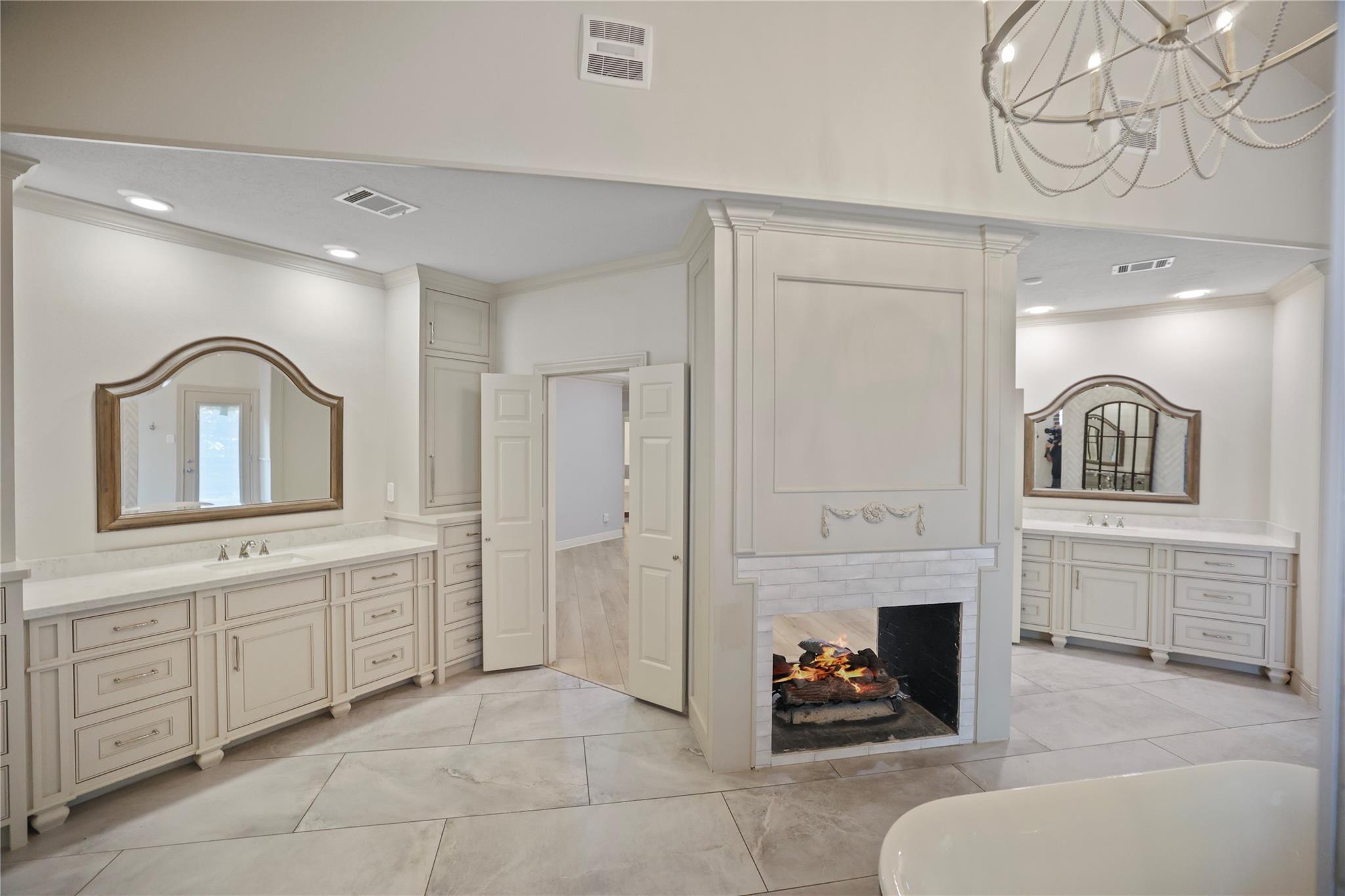 1315 Breezy Bend Drive