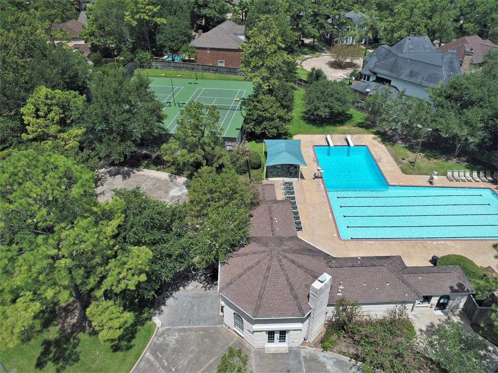 1315 Breezy Bend Drive