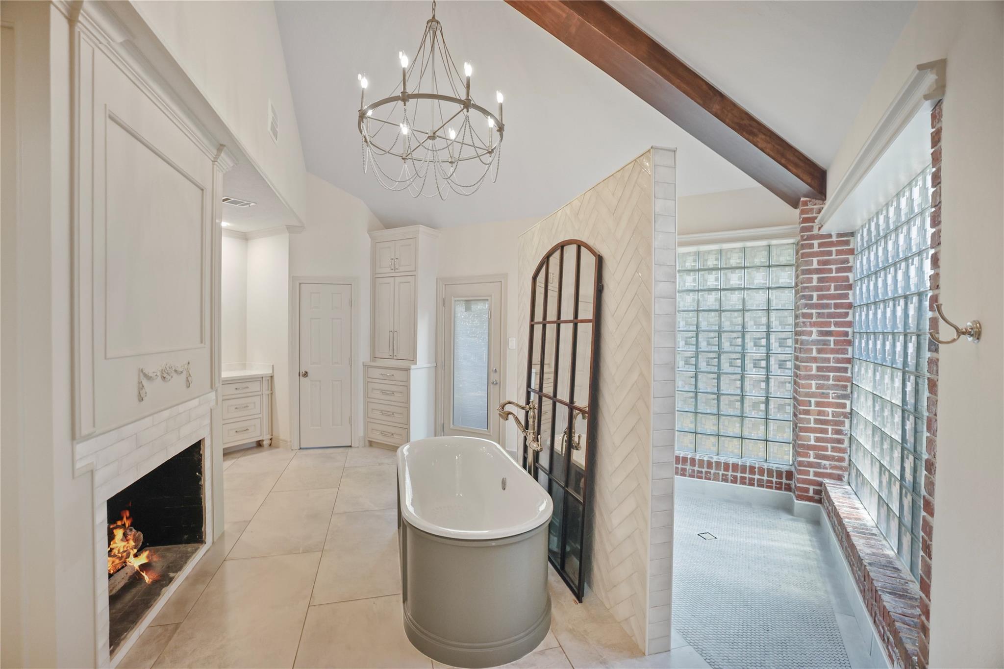 1315 Breezy Bend Drive