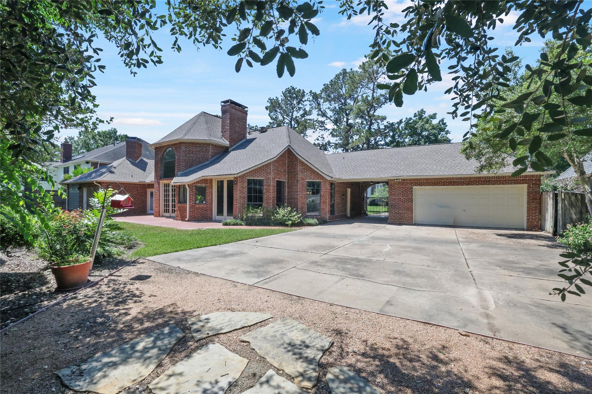 1315 Breezy Bend Drive