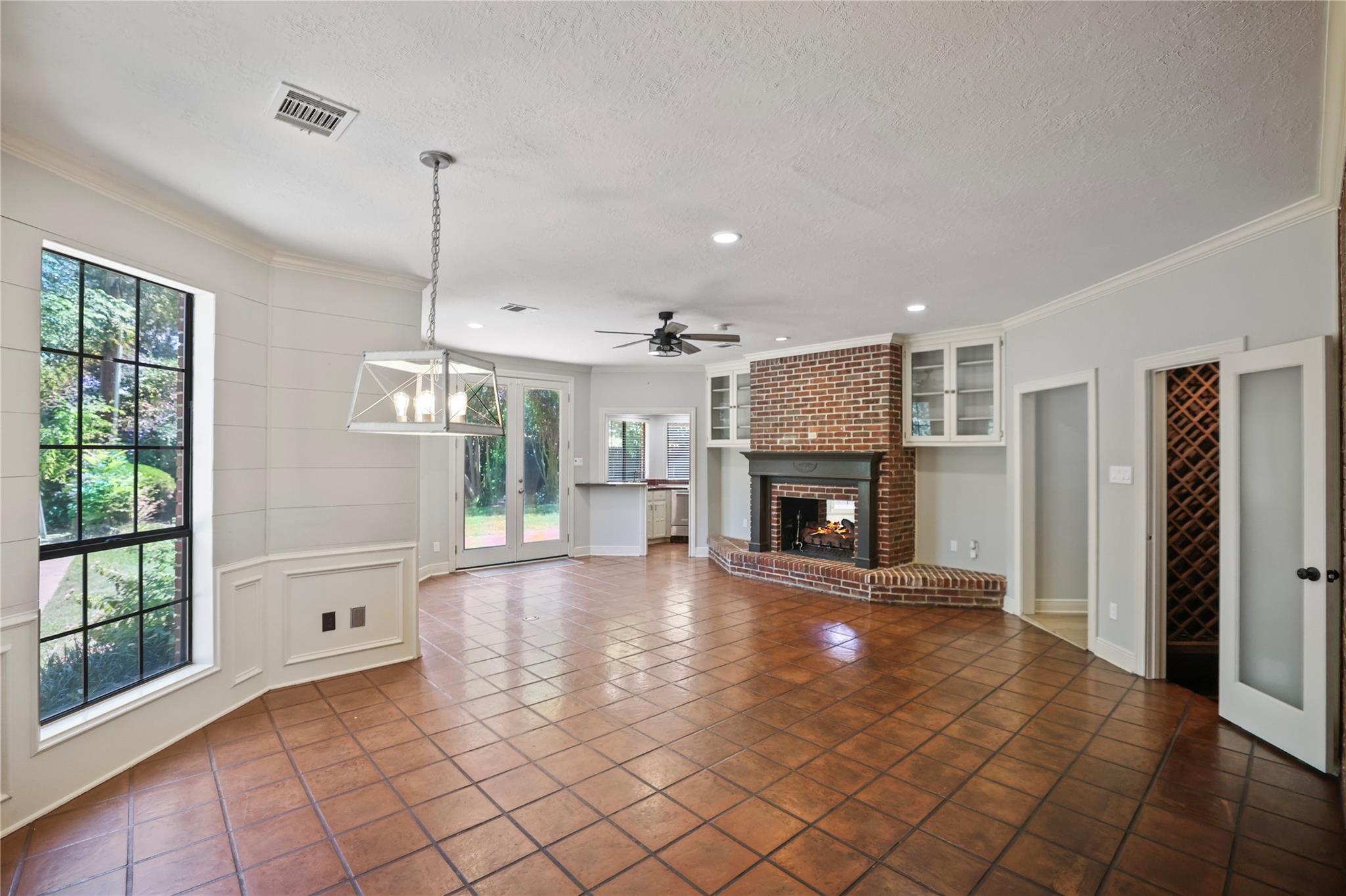 1315 Breezy Bend Drive