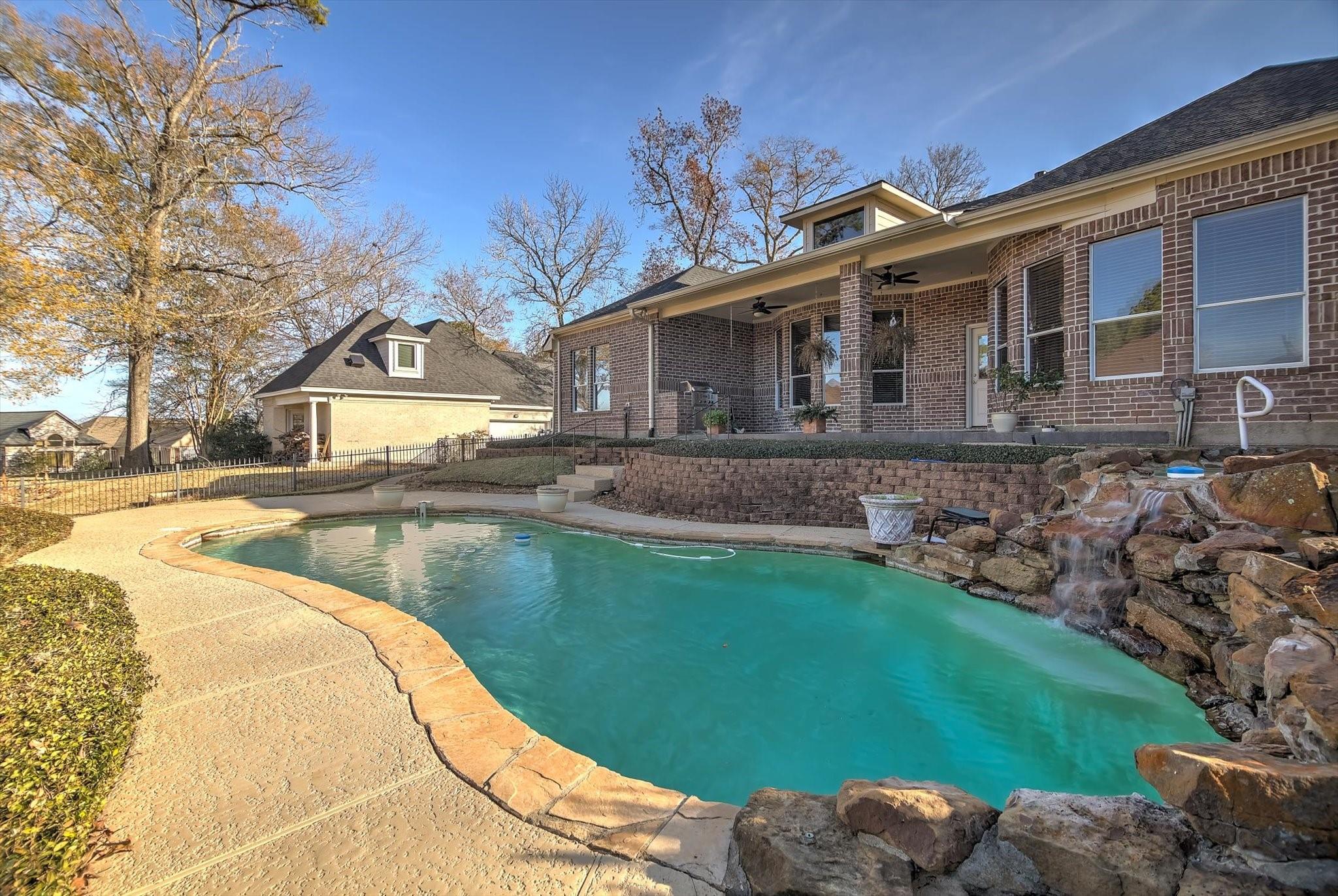 163 Edgewood Drive