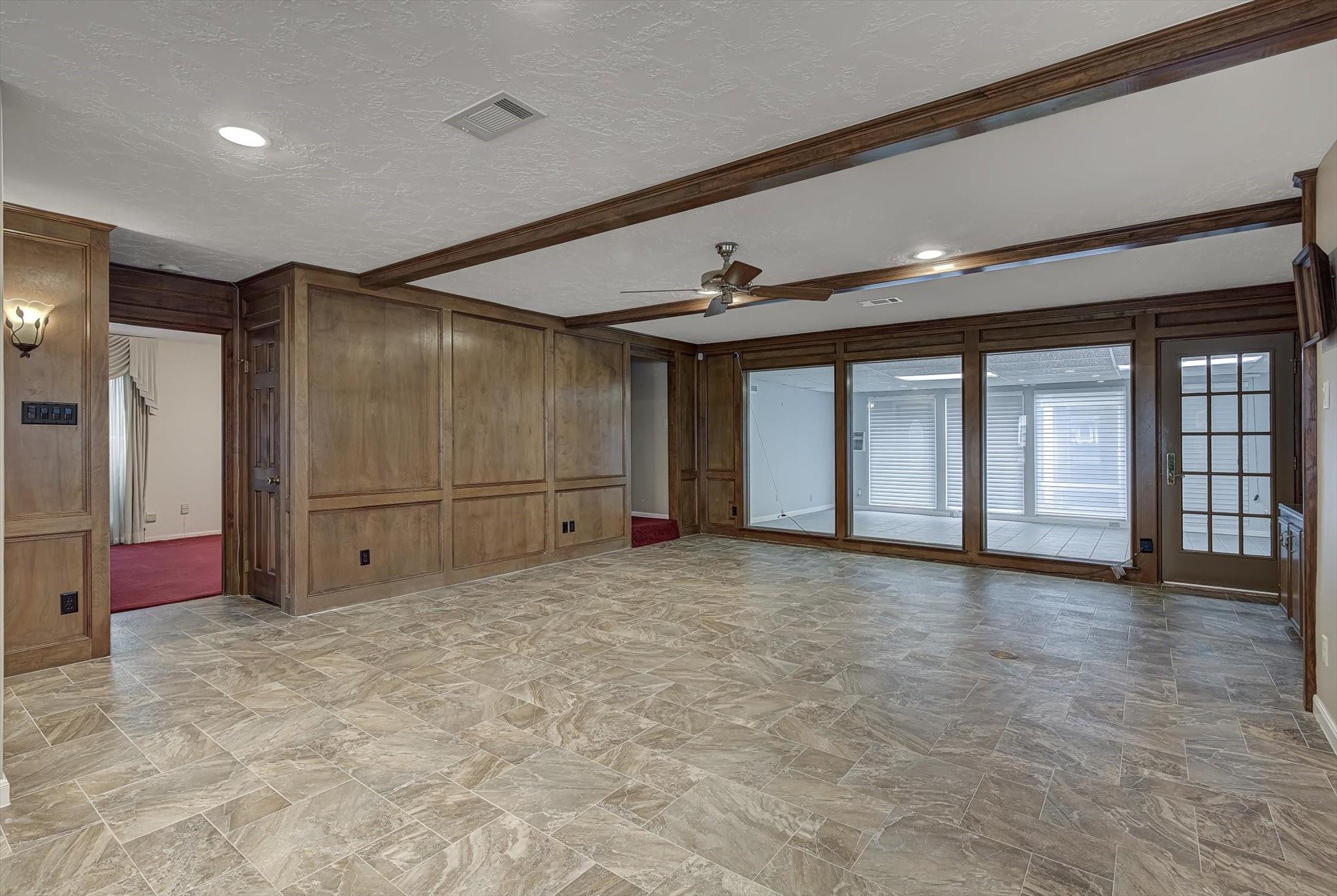 3002 Shadowdale Drive
