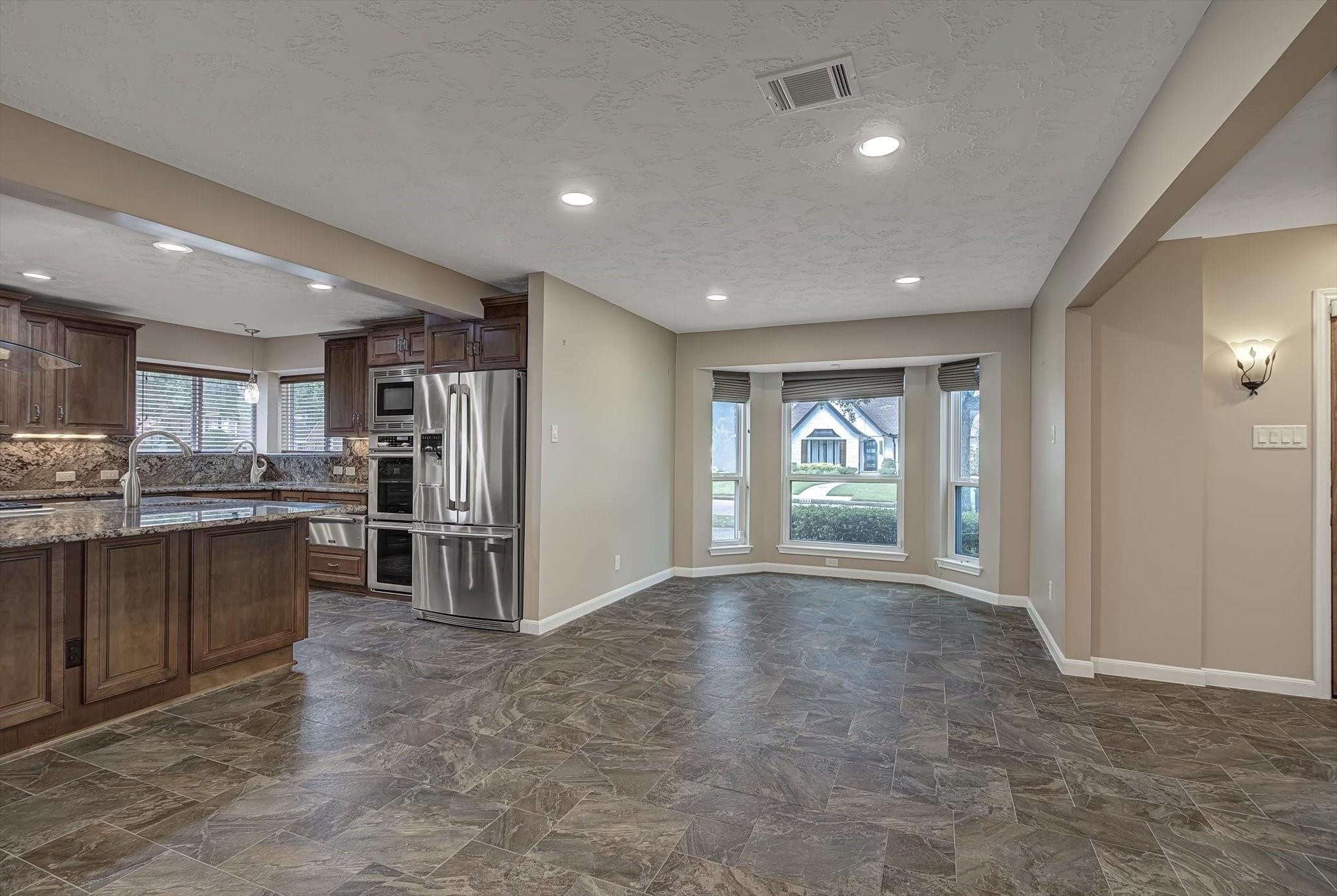 3002 Shadowdale Drive