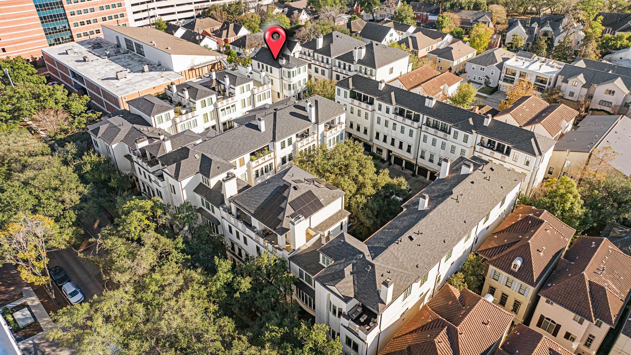 1723 Sunset Boulevard