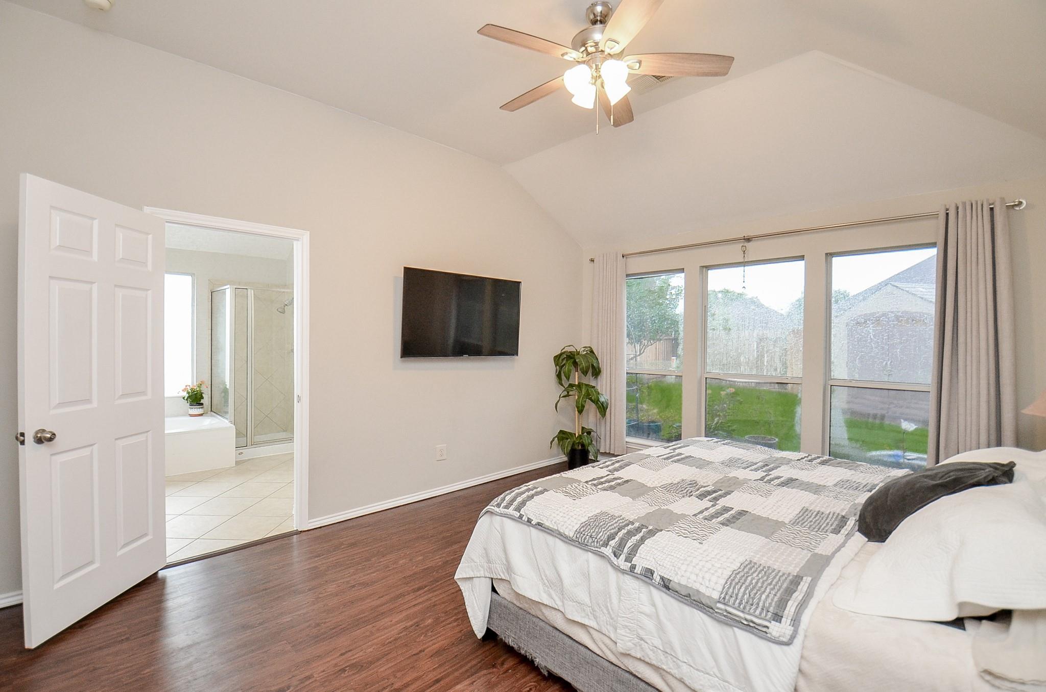 25735 Oakstone Park Drive