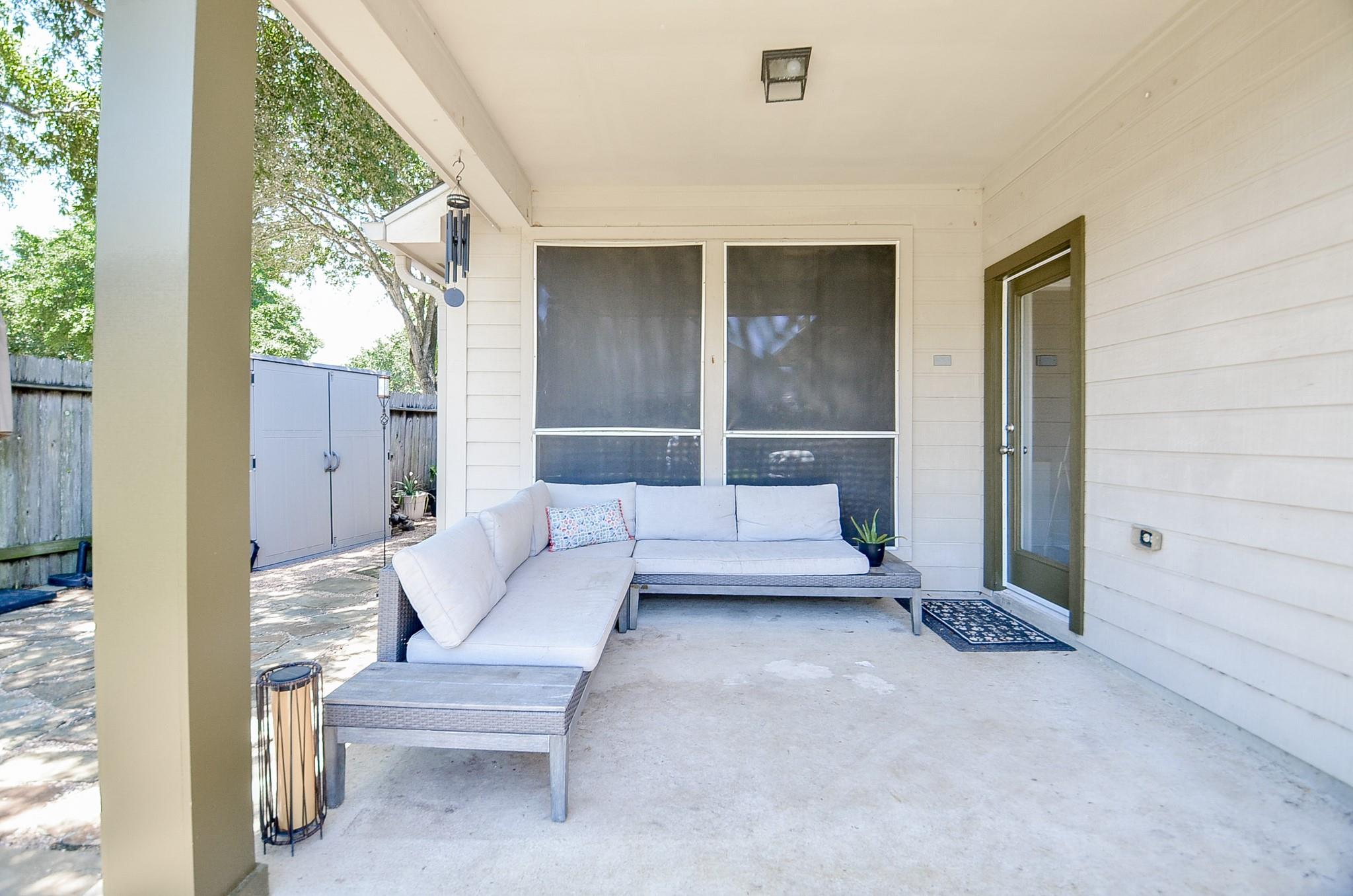 25735 Oakstone Park Drive