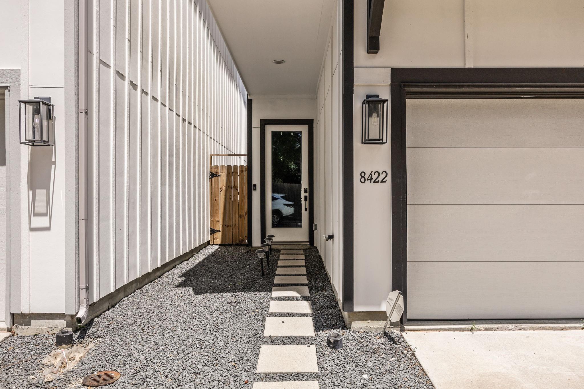 8422 Berry Green Lane