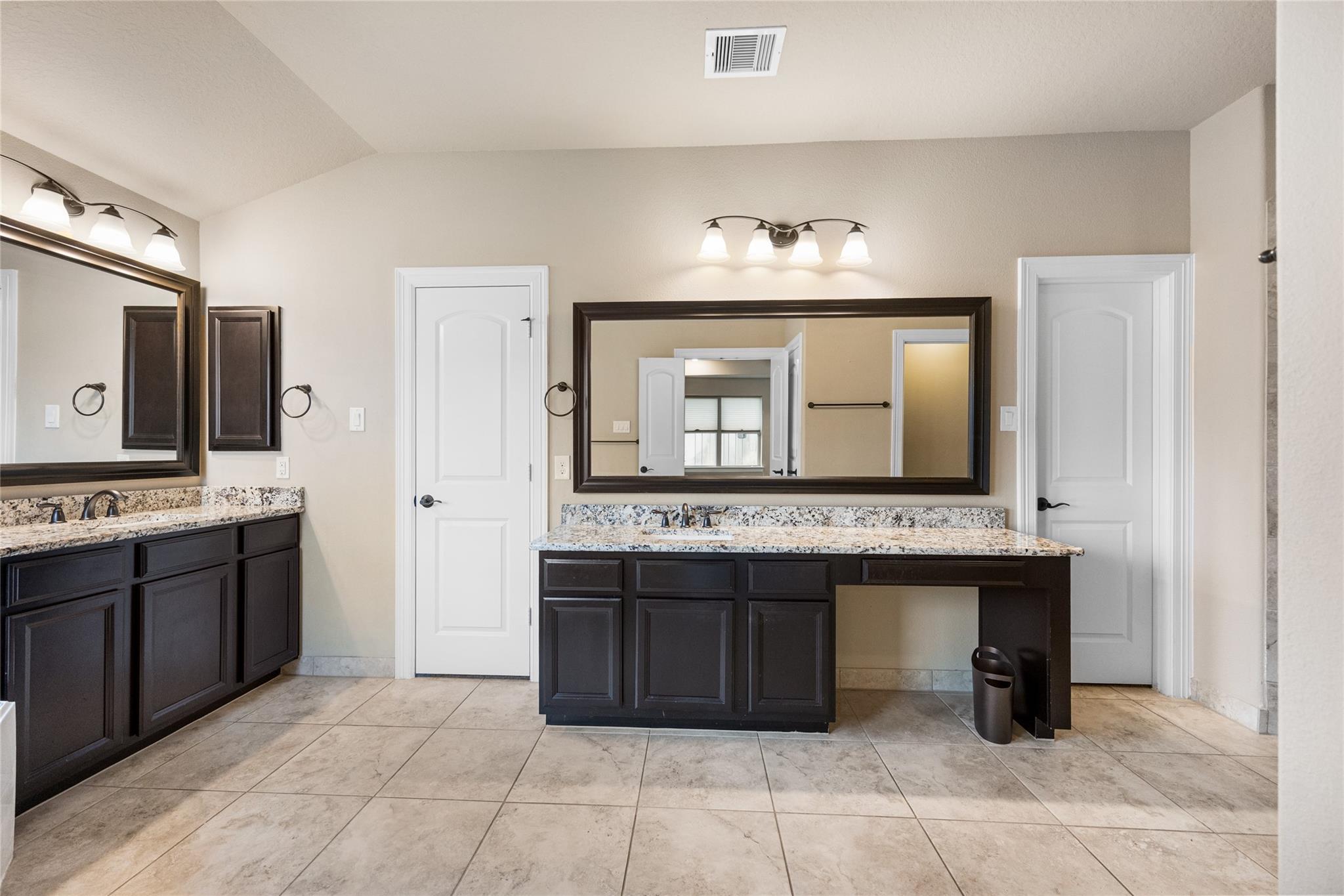 5622 Chipstone Trail Lane