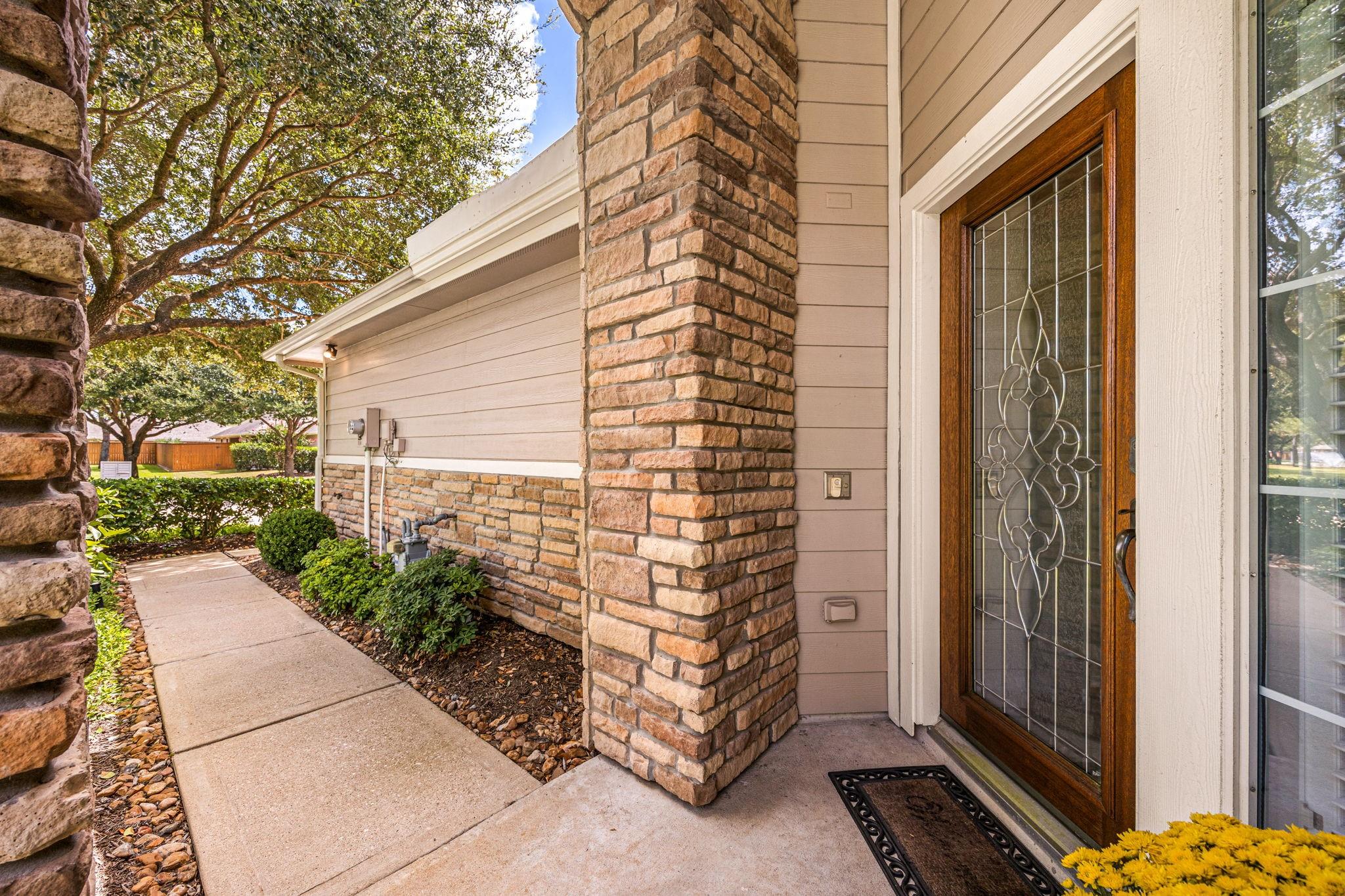 5306 Greenbrae Lane