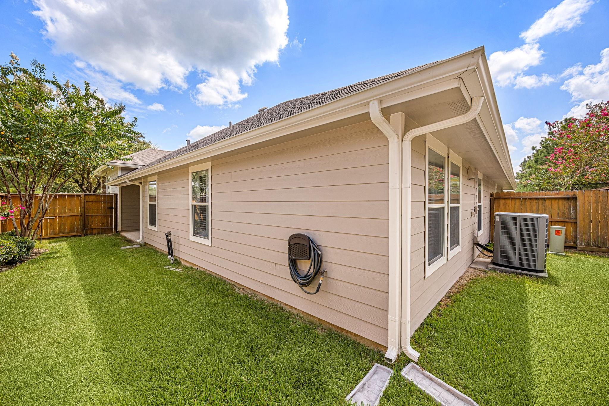 5306 Greenbrae Lane