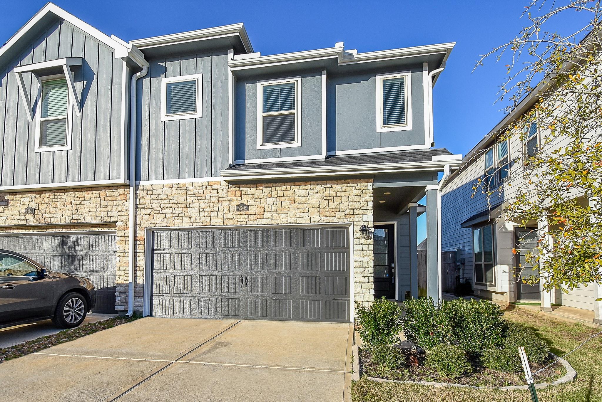 5646 Amber Brook Lane