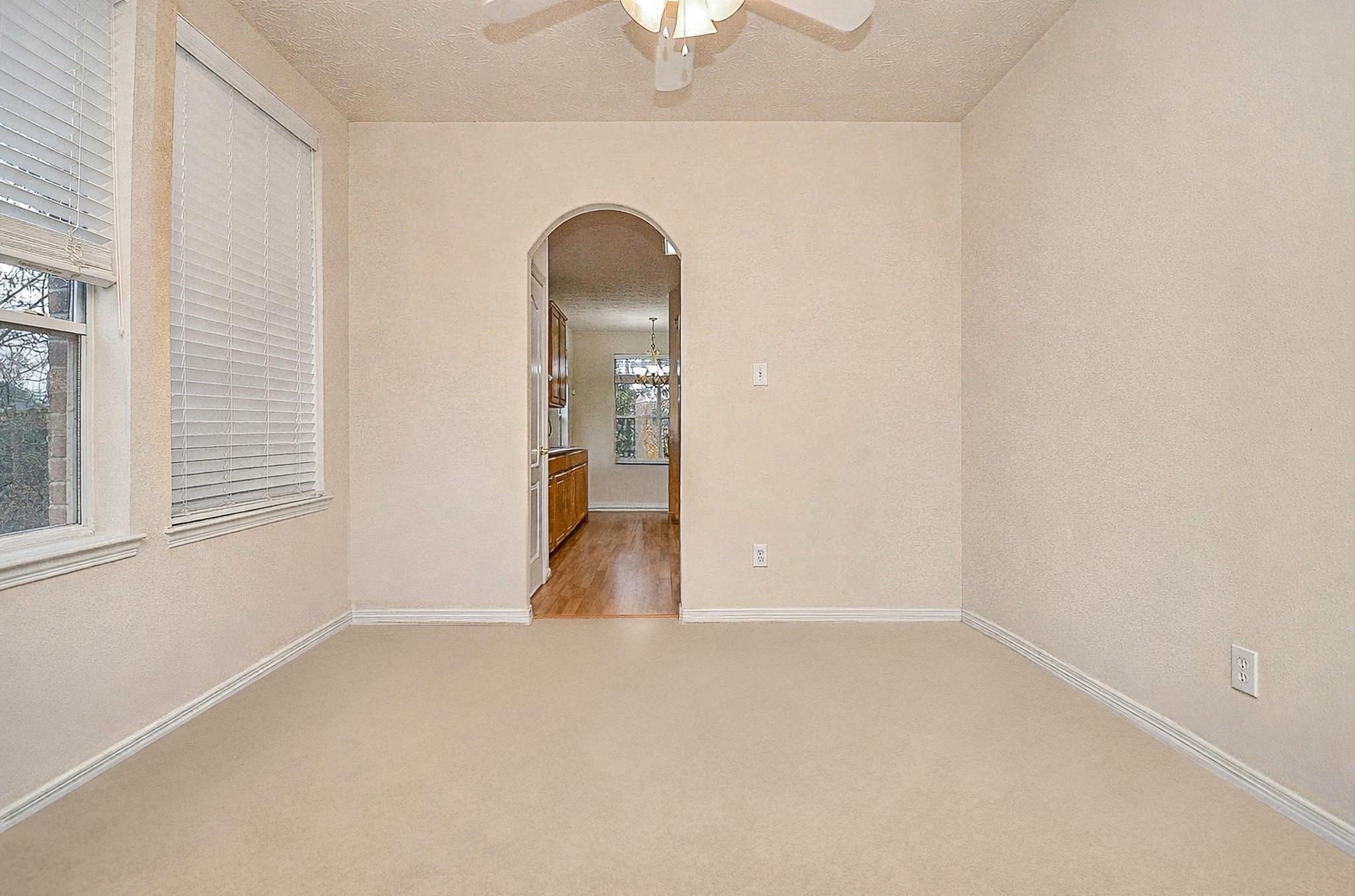 22 Woodbury Court