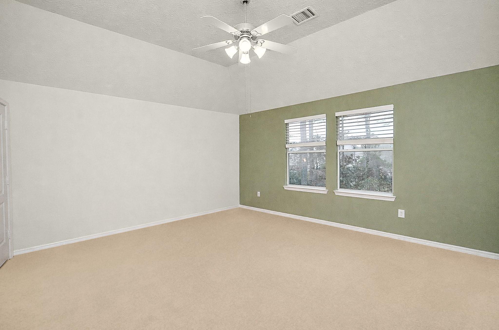 22 Woodbury Court